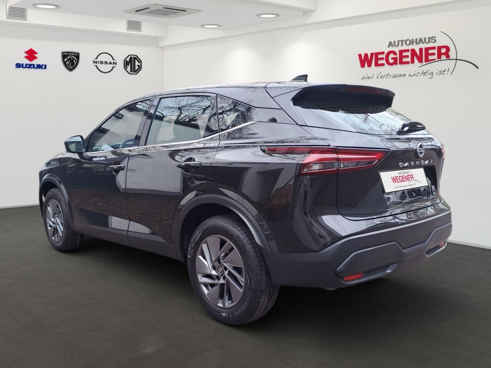 NISSAN Qashqai Acenta 1.3 AT - ACC SHZ CAM LED Scheckh.