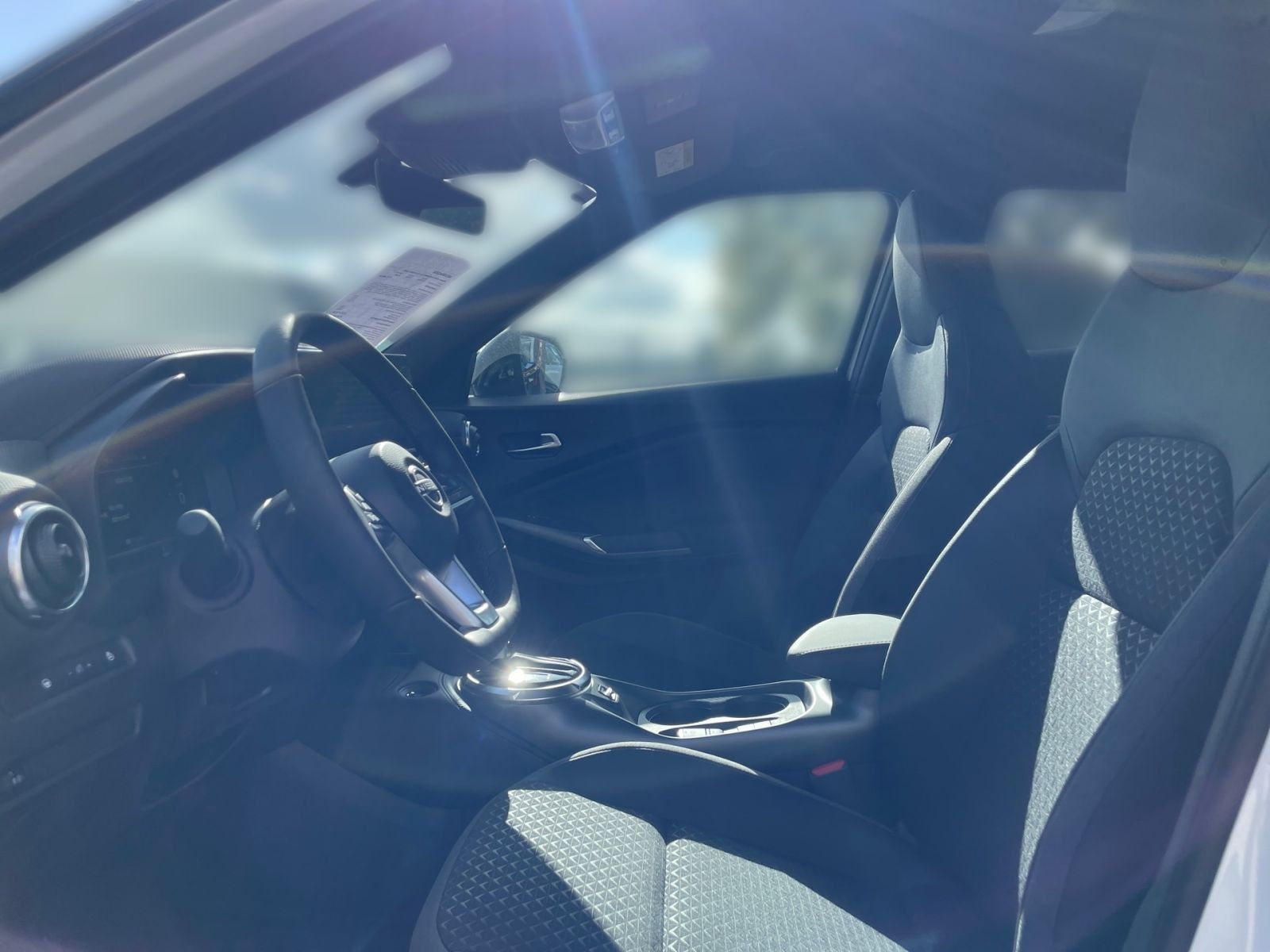 NISSAN JUKE N-CONNECTA  1.6 HYB 143PS LED LHZ SHZ PDC F