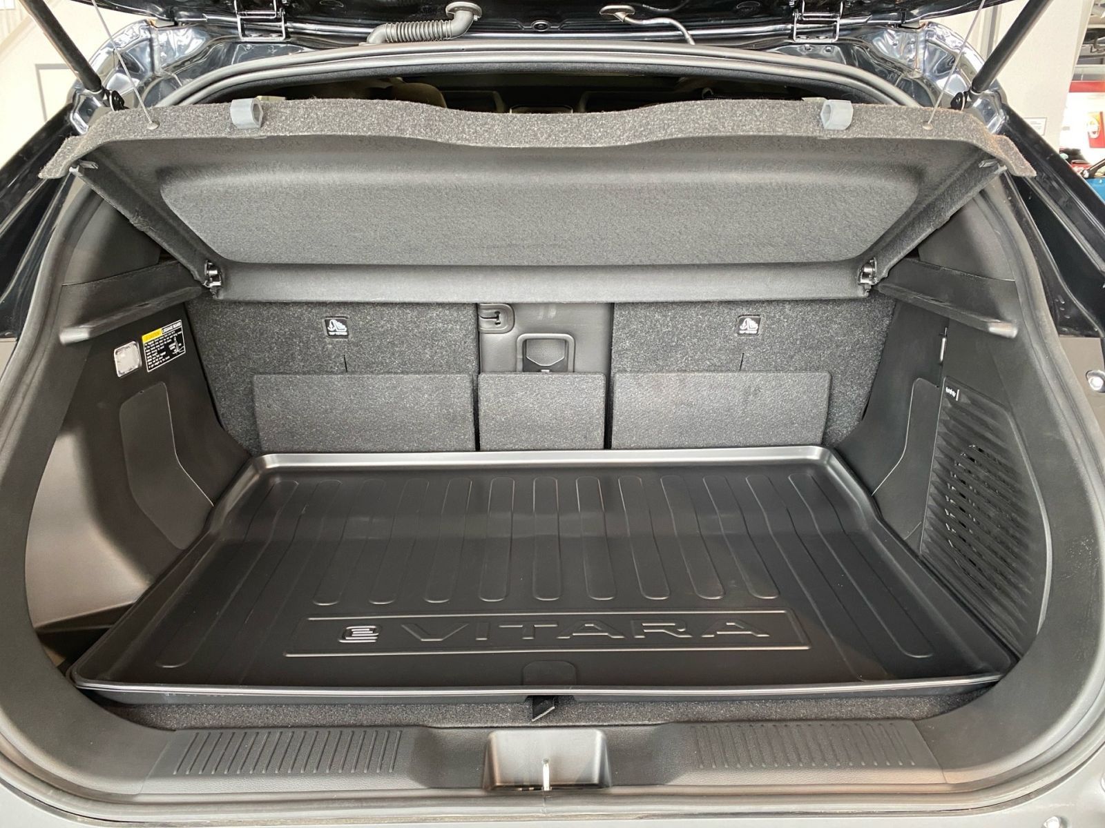 SUZUKI e VITARA (61kWh) Comfort+