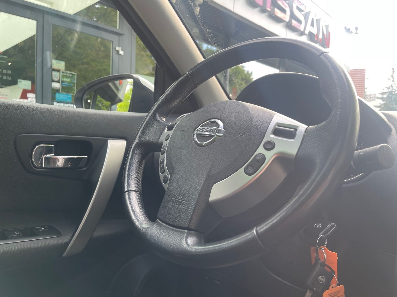 Nissan Qashqai 1.6 MT I-WAY NAVI*360°*PANO*BLUETOOTH