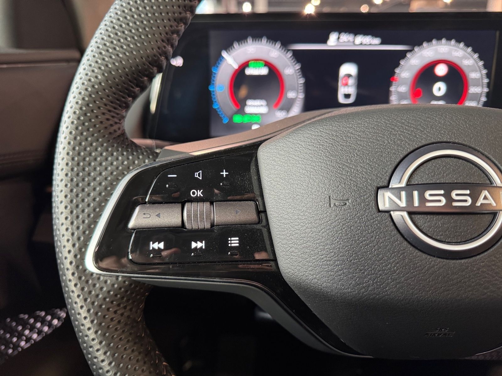 NISSAN ARIYA 63 kWh Basis ACC*Totwinkel*Navi*Kamera*PDC