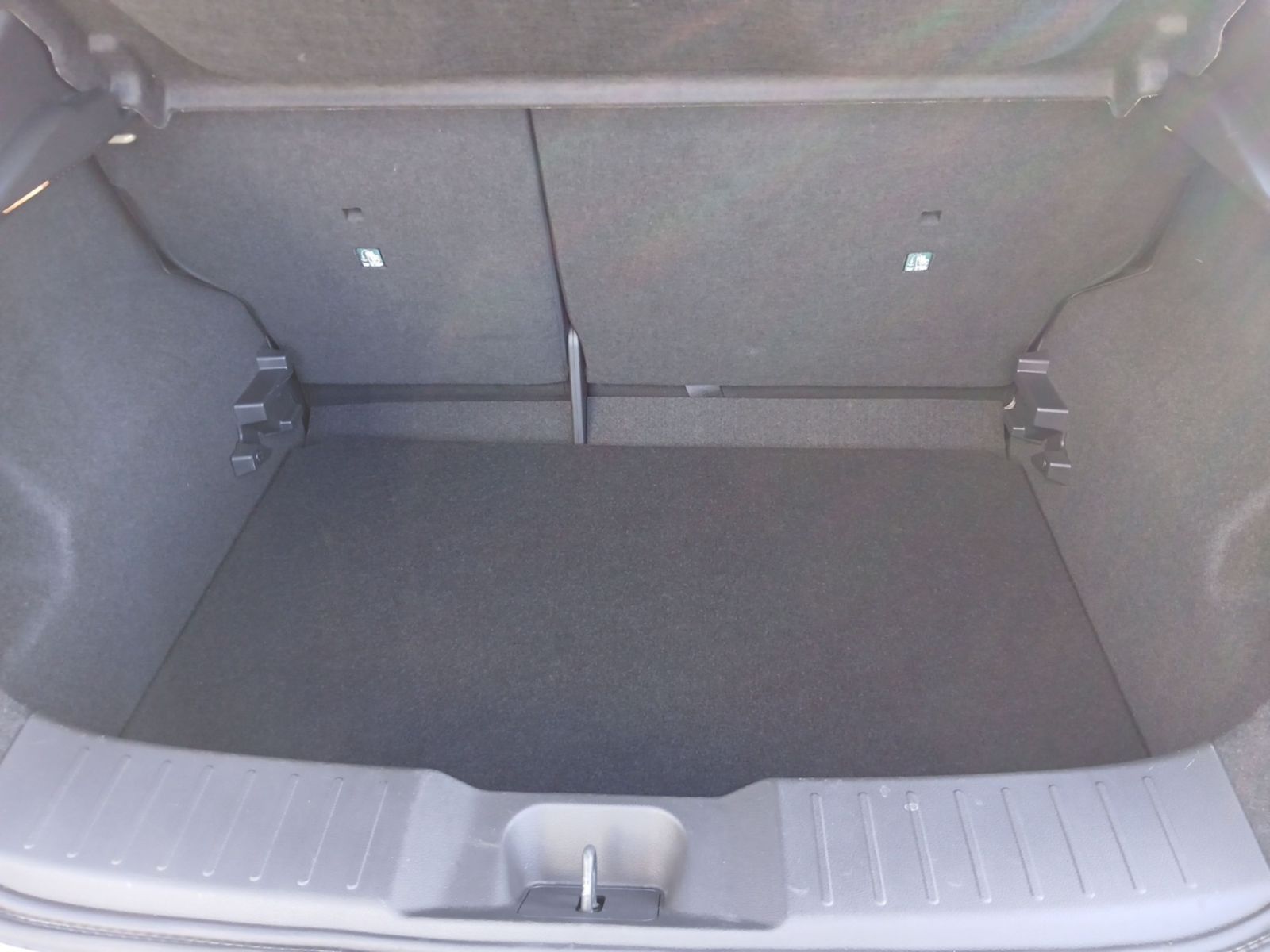 NISSAN JUKE 1.0 DIG-T 6MT Enigma Navi*CarPlay*beh WSS