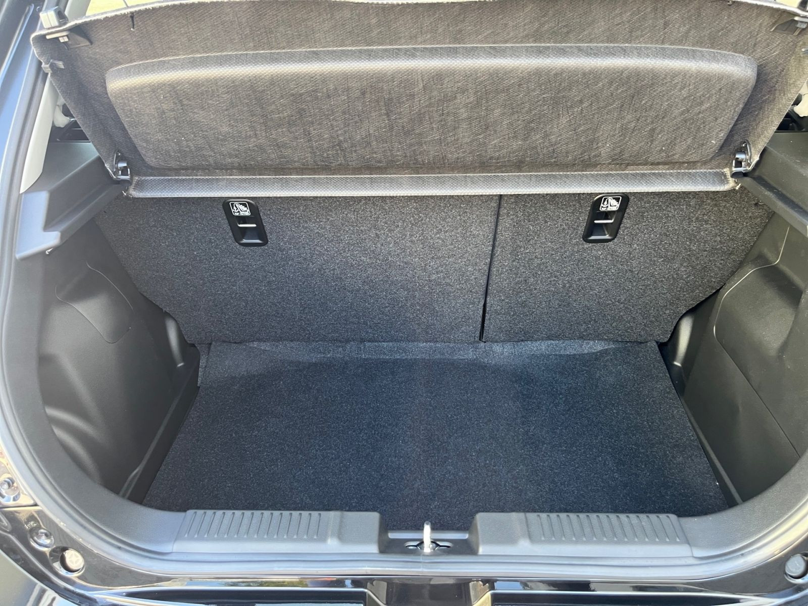 Suzuki SWIFT COMFORT CVT HYBRID