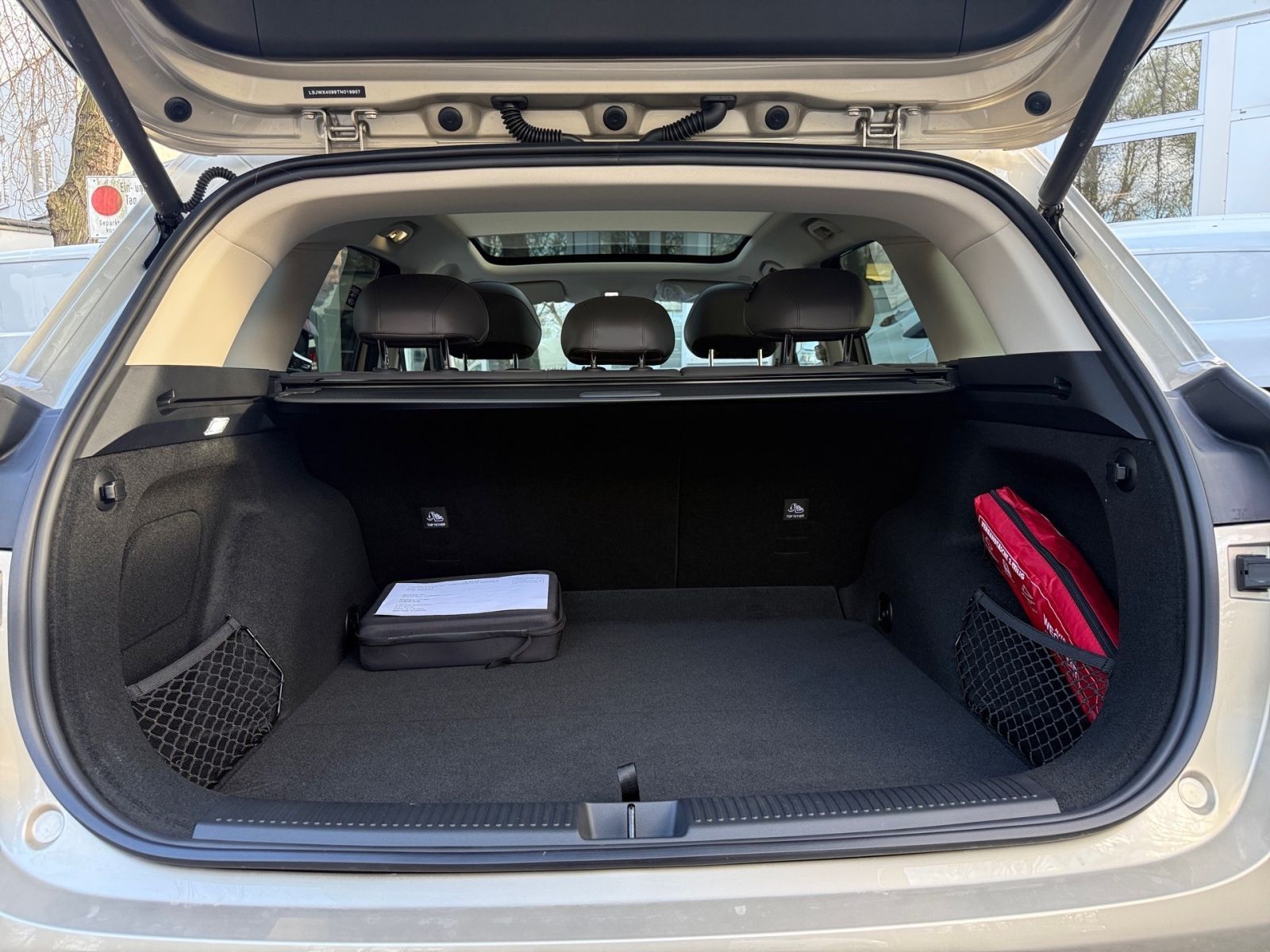 MG MGS6 EV Luxury AWD Head-UpISitzheiz-,belüftung