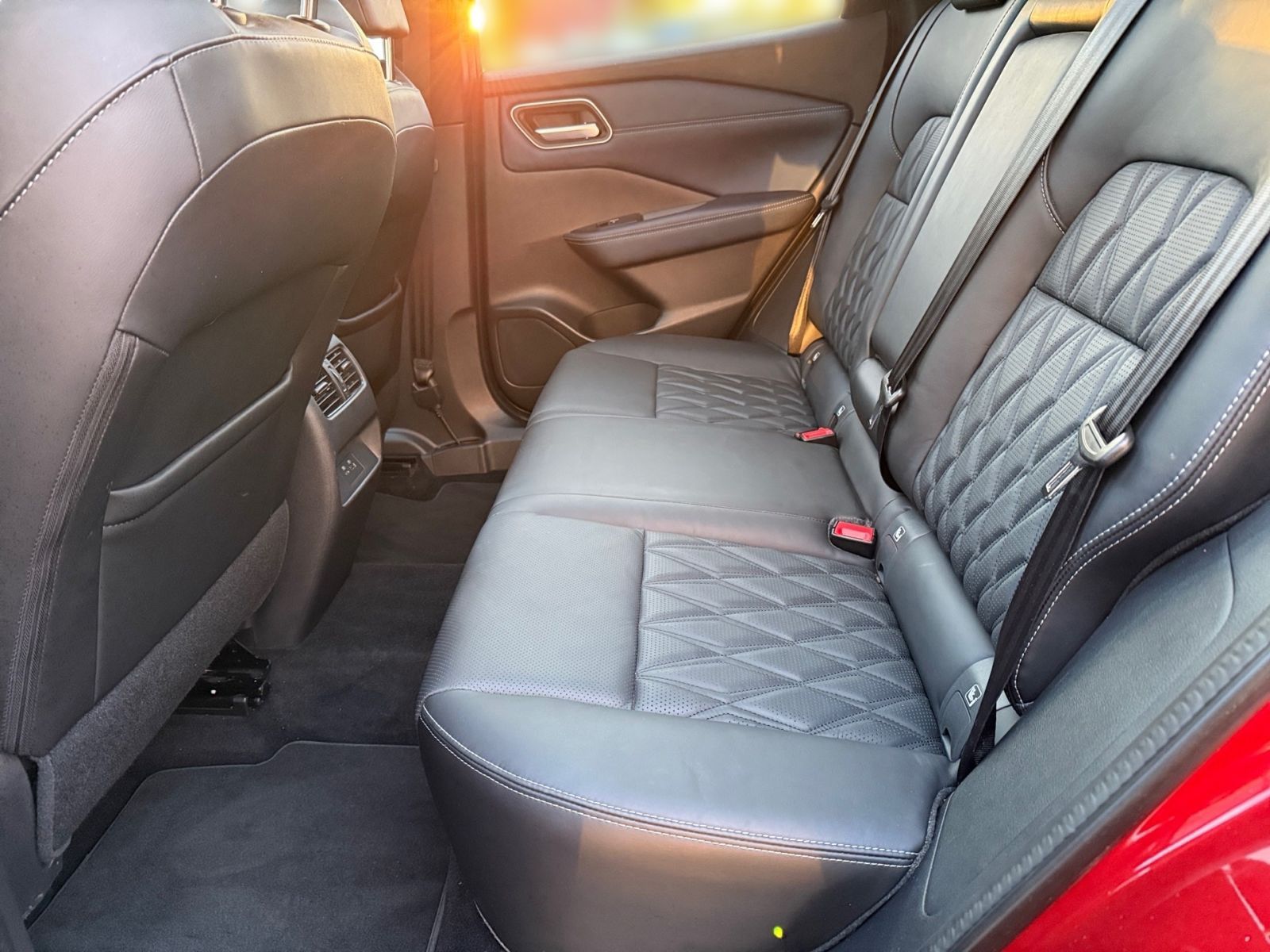 NISSAN QASHQAI TEKNA+4x4 AT+BOSE PANO NAVI 360° LEDER