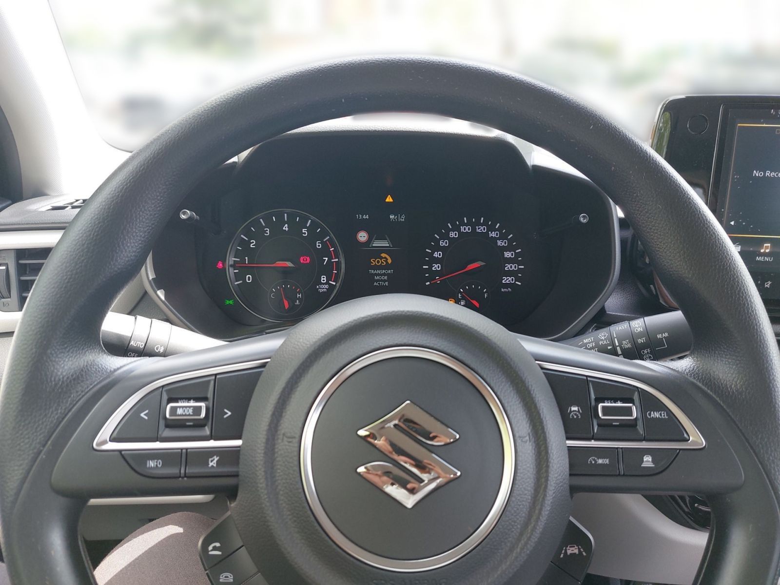 SUZUKI SWIFT CLUB HYBRID ACC*Navi*LED*PDC
