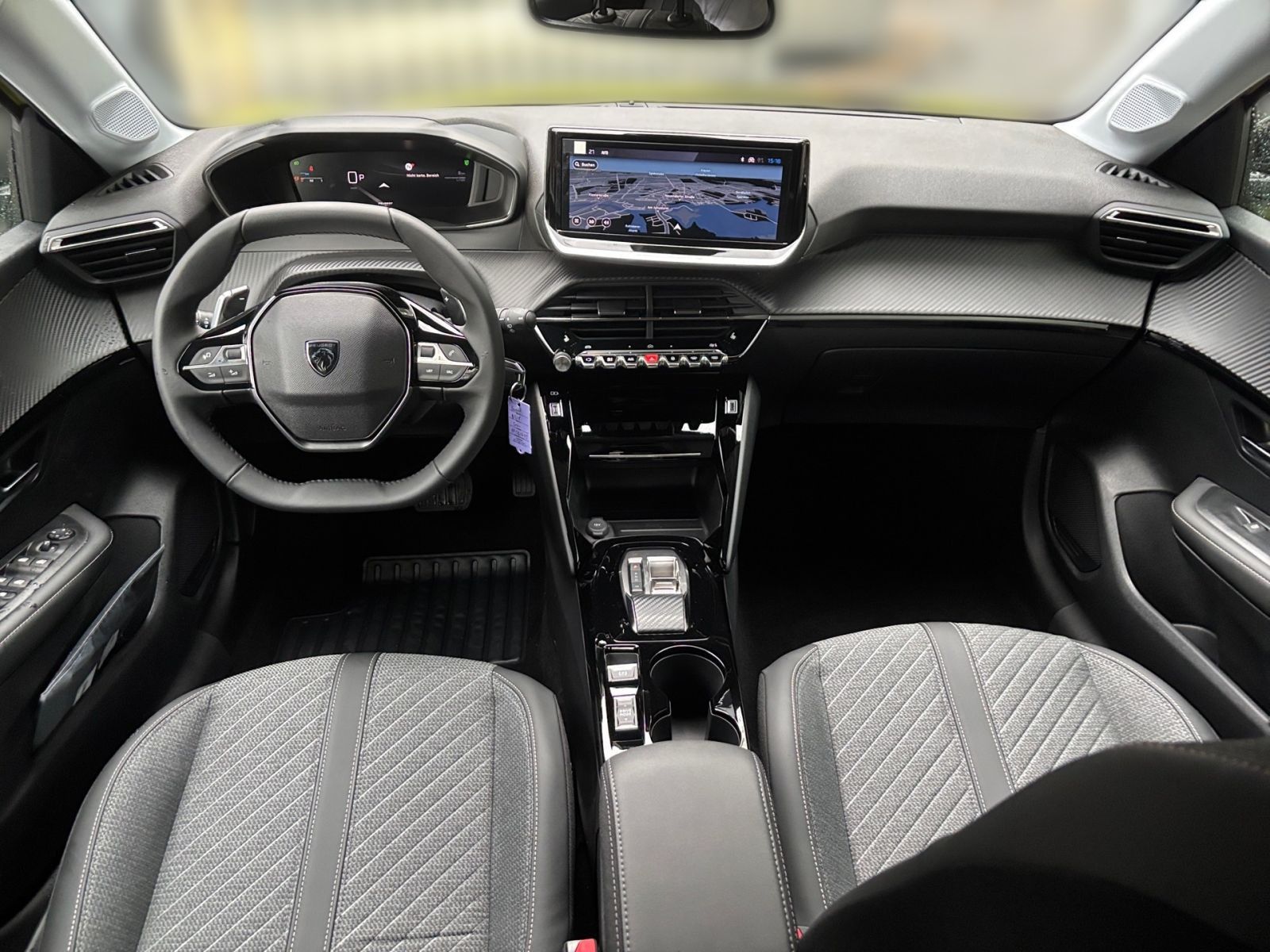 PEUGEOT 208 Allure HYBRID 110 e-DSC6 *SHZ*ACC*CarPlay*