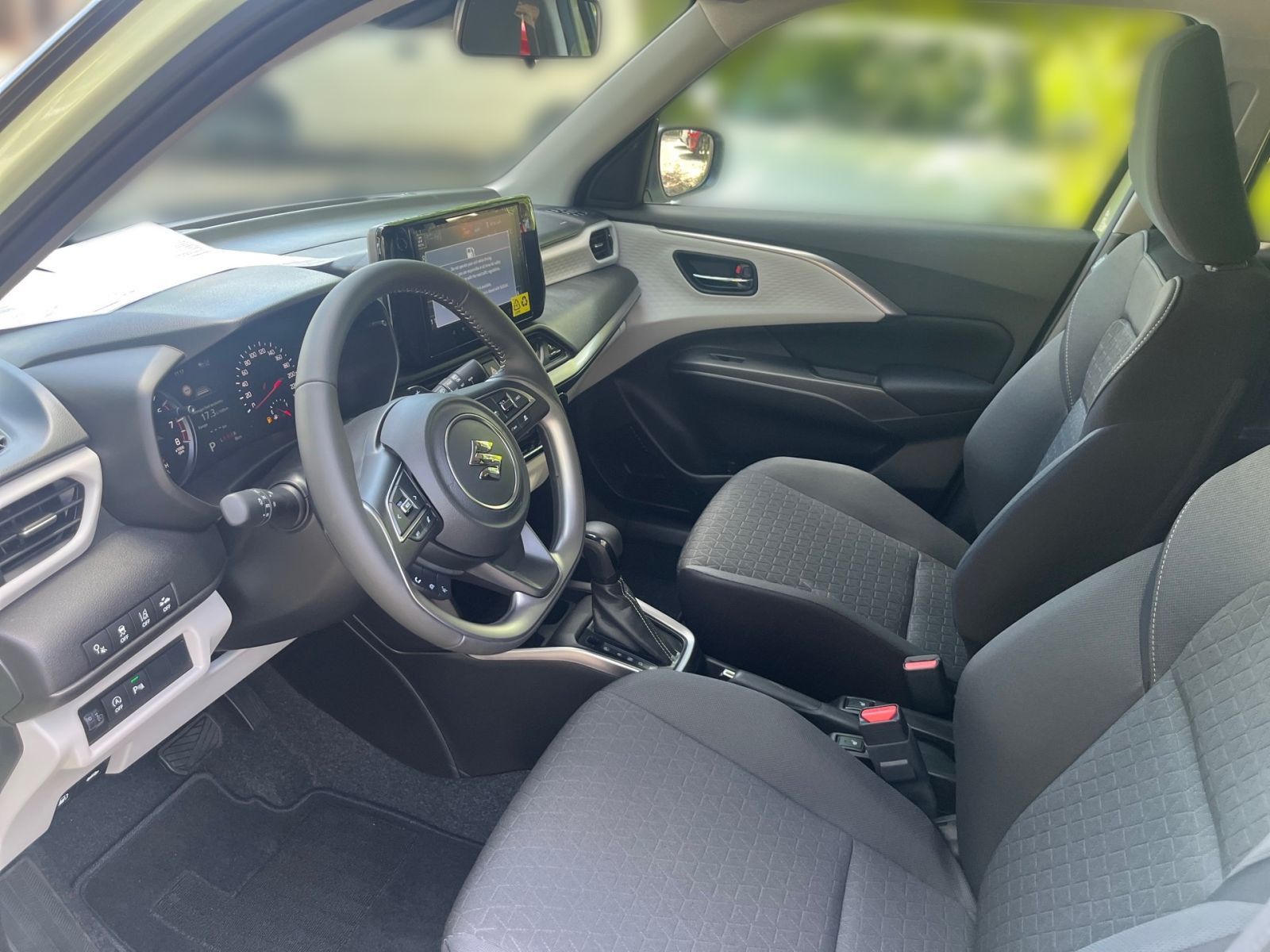 Suzuki SWIFT COMFORT+ CVT HYBRID