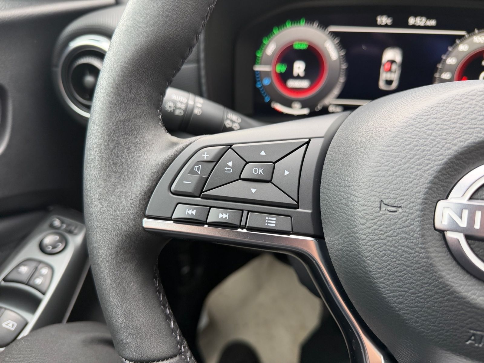 Nissan JUKE 1.6 HYBRID 143 PS 4AMT