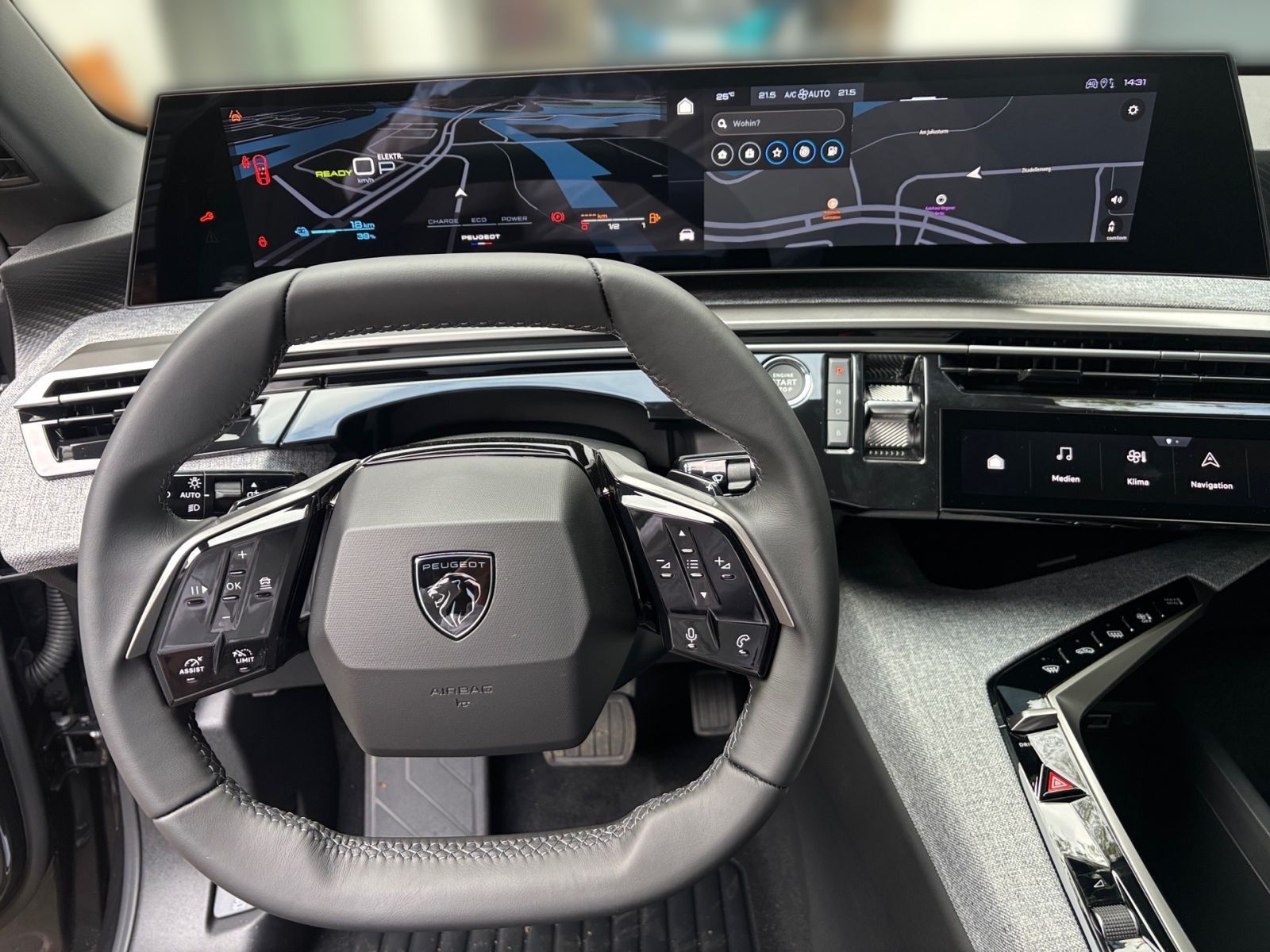 PEUGEOT 3008 Allure Plug-In Hybrid 195 e-DSC7 *Kamera*SH