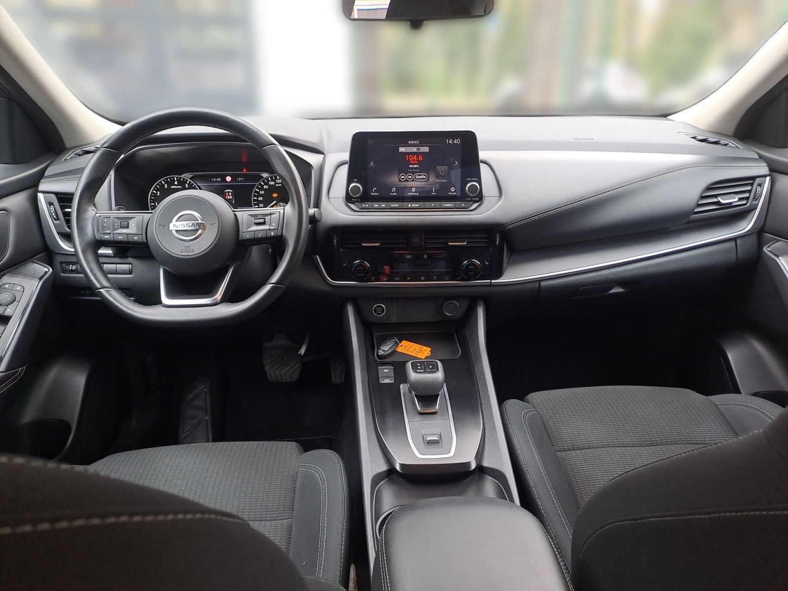 NISSAN Qashqai Acenta 1.3 AT - ACC SHZ CAM LED Scheckh.