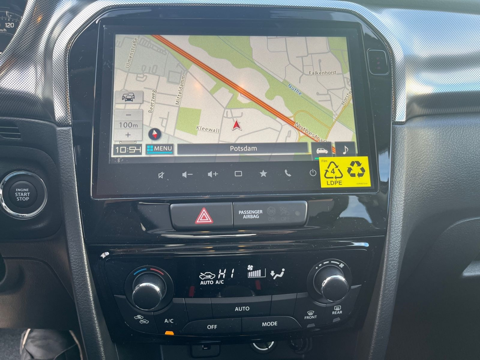 Suzuki VITARA 1.5 COMFORT+ ALLGRIP AGS LED NAVI KAM SHZ
