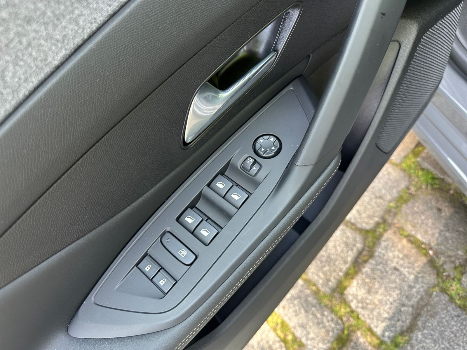 Peugeot 308 SW Allure Hybrid 136 e-DSC6 *Kamera*SHZ*