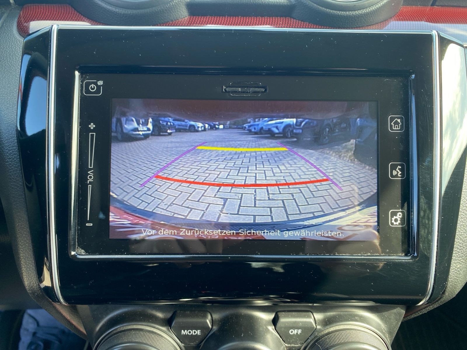 SUZUKI Swift 1.4 SPORT HYBRID SHZ*NAVI*PDC*CAM*KEYLESS