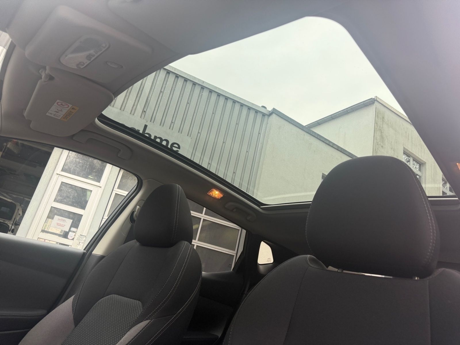 NISSAN Qashqai Zama 1.3 AT 360CAM PANO SHZ NAVI CarPlay