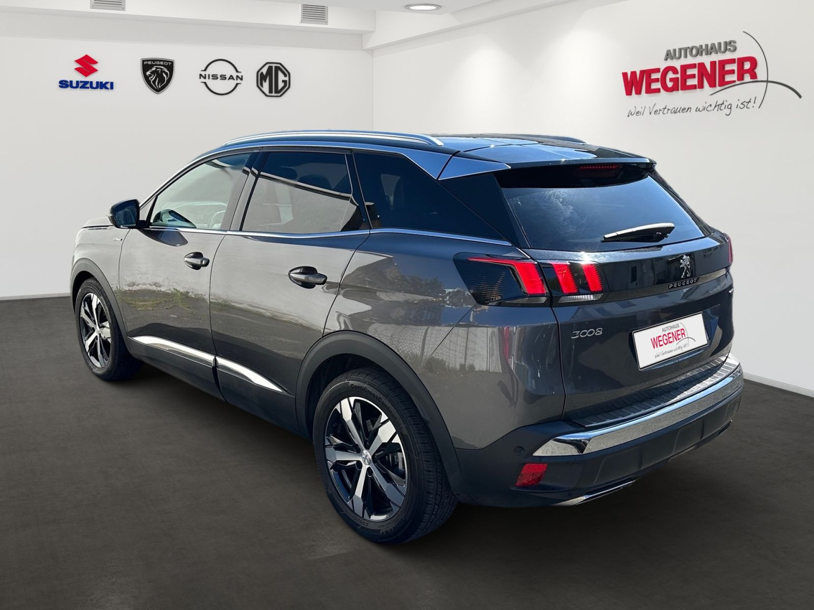 Peugeot 3008 GT-LINE 1.6 AHK*Pano*360°*NAVI*Sound*CAM