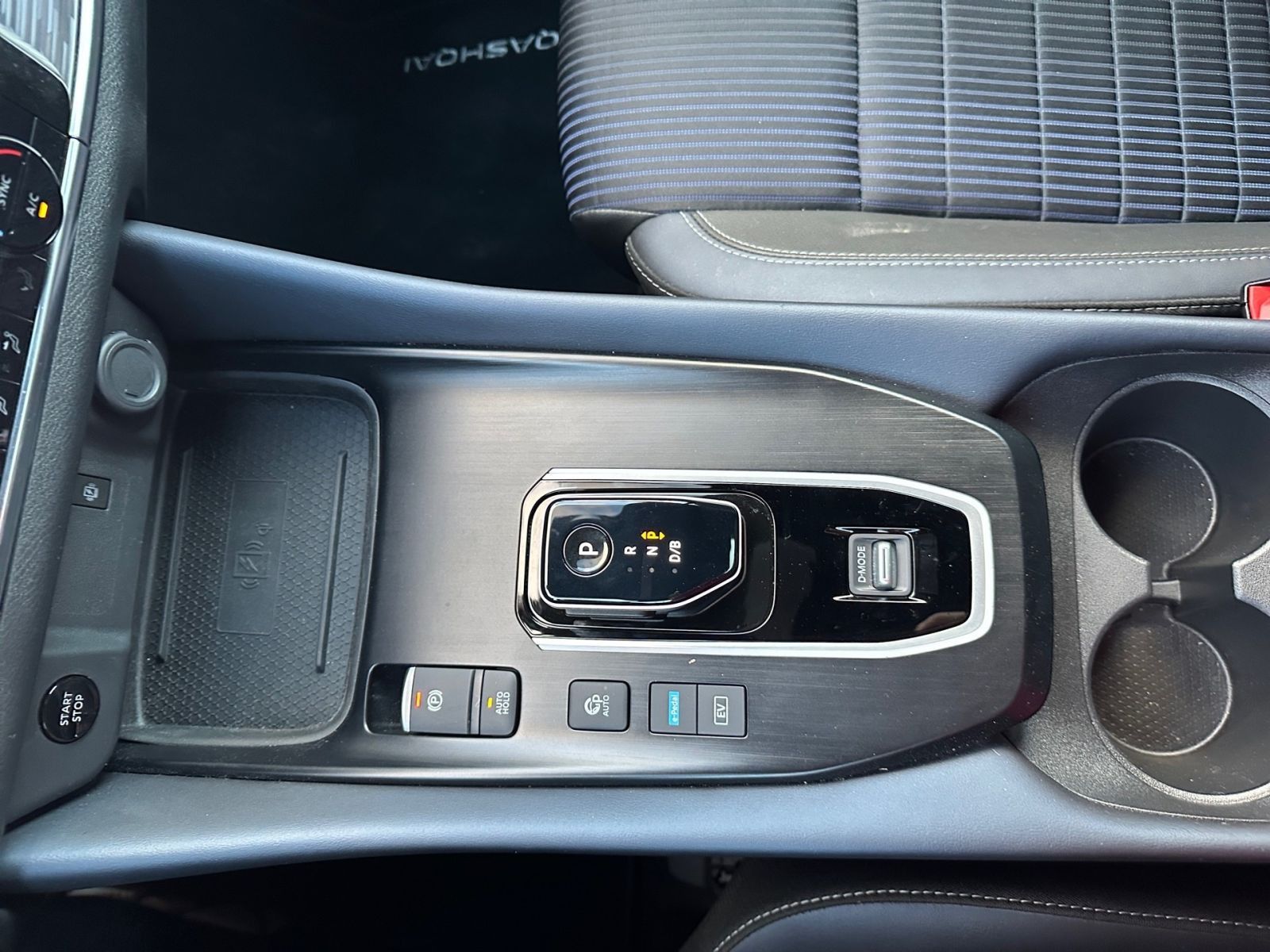 NISSAN QASHQAI MY22 1.5 VC-T e-POWER LED NAVI WINTER