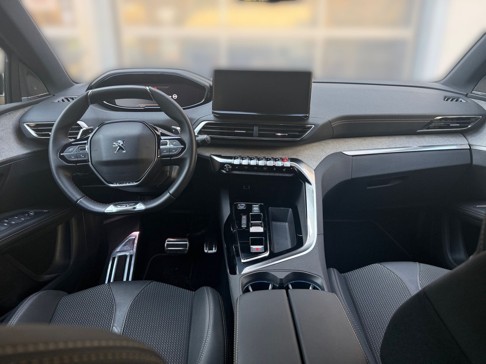 PEUGEOT 5008 GT PURETECH 130 EAT8 NAVI KAMERA SHZ