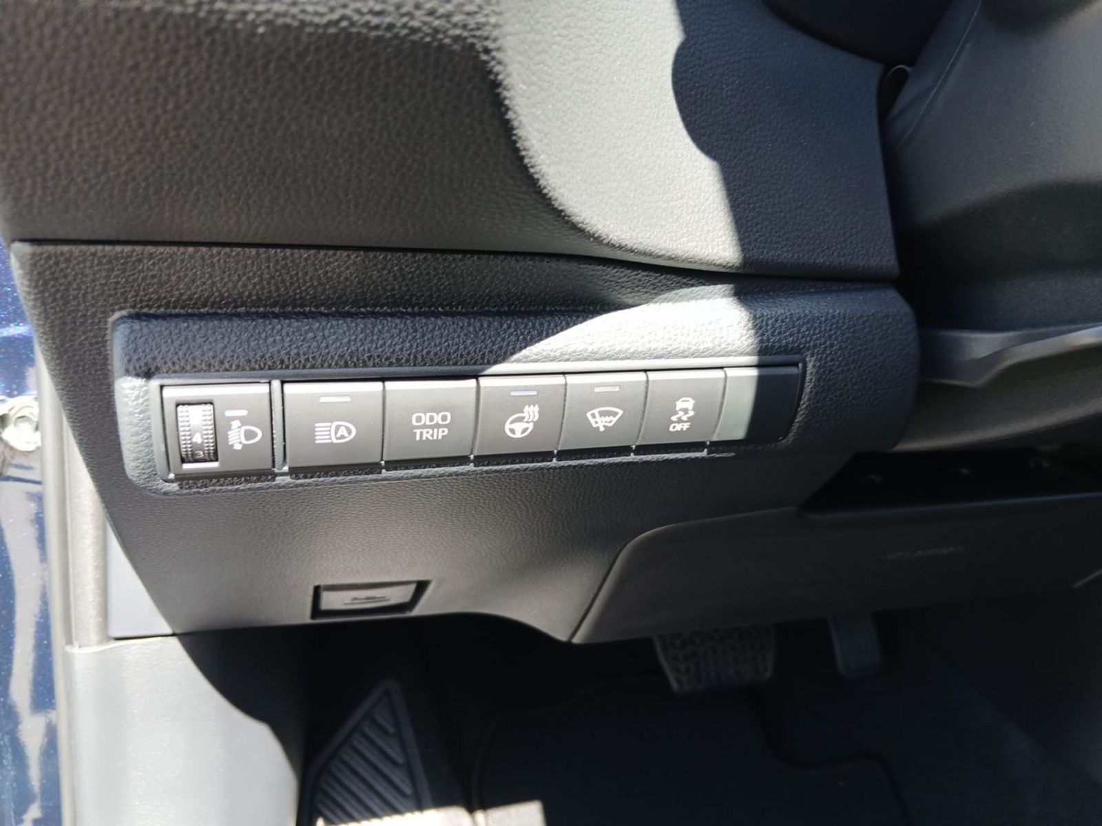 SUZUKI Swace 1.8 Comfort+ CVT Hybrid Navi*CarPlay