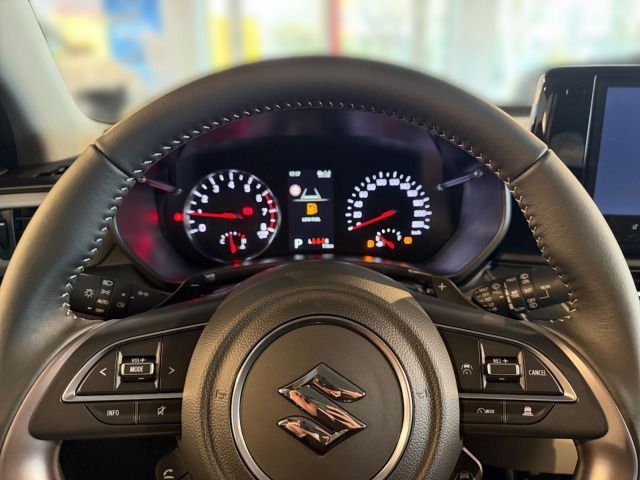 Suzuki SWIFT COMFORT+ CVT HYBRID (61kW)