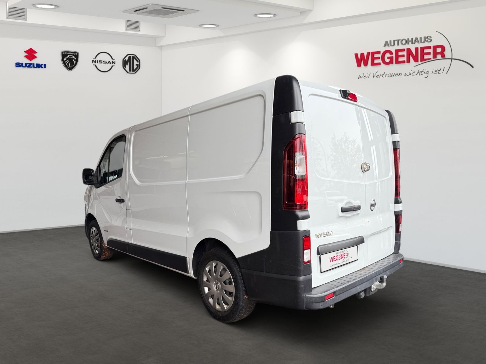 NISSAN NV300 COMFORT KASTEN L1H1 2,7t KLIMA AHK KAMERA