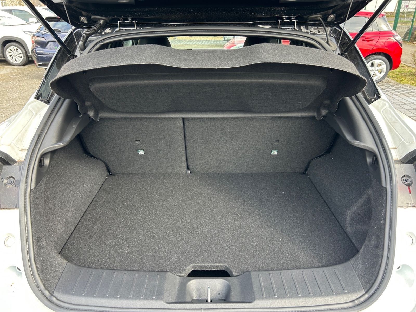 NISSAN Juke 1.6 Hybrid N-Connecta AT CarPlay*GRA*CAM