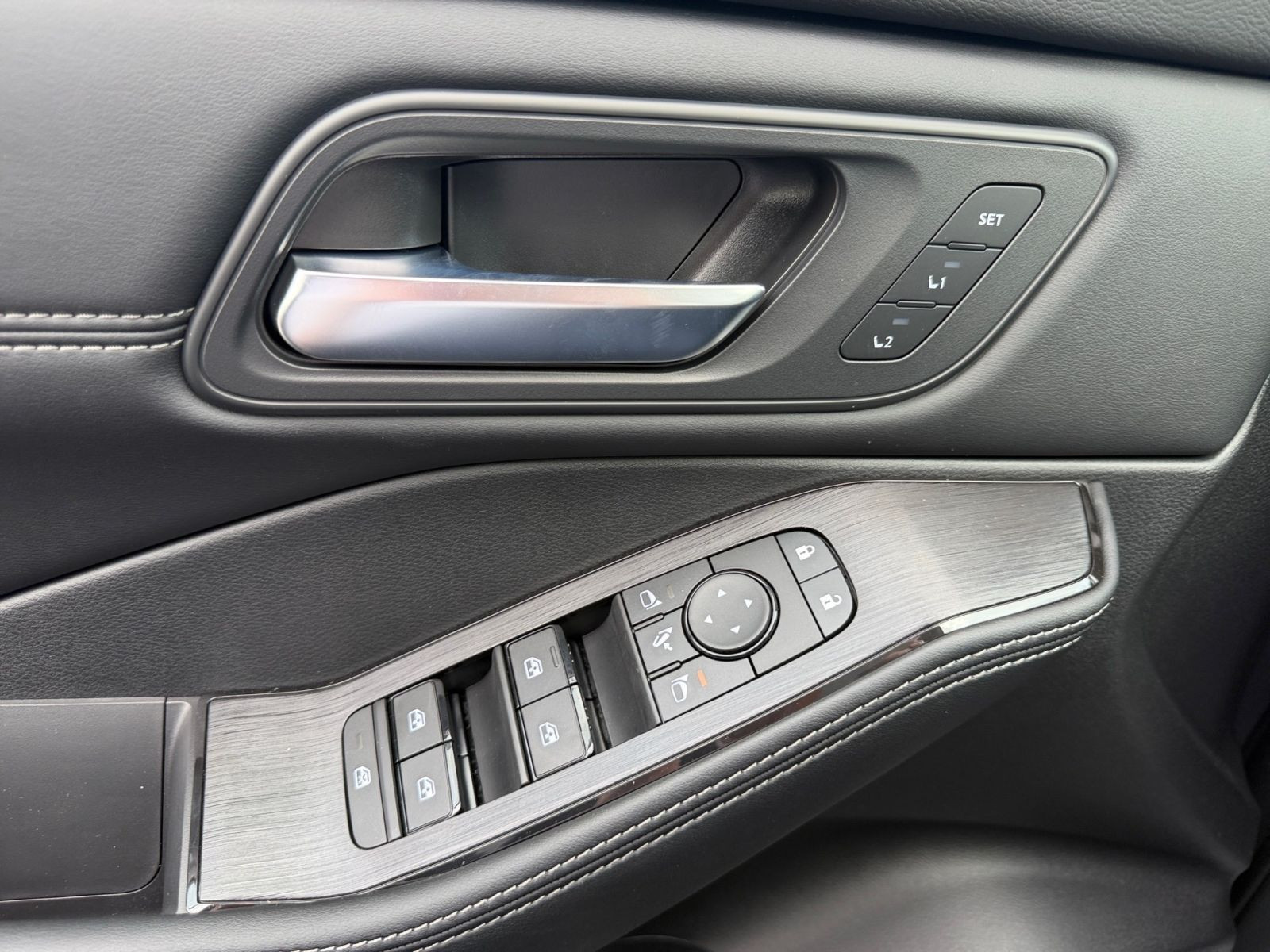 Nissan X-Trail N-Connecta 1.5 AT- LED 360CAM CarPlay HUD 12,3"-TFT
