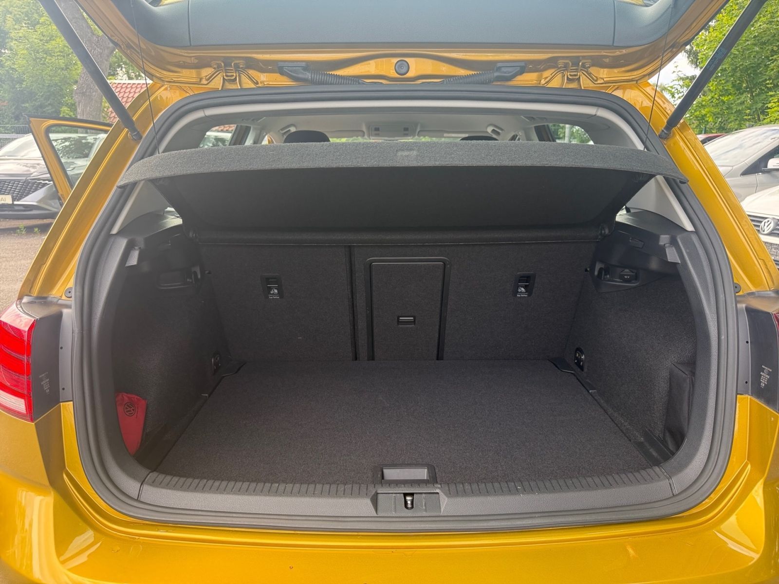 VW Golf 1.5 TSI Comfortline Massage*ACC*LED+*Navi