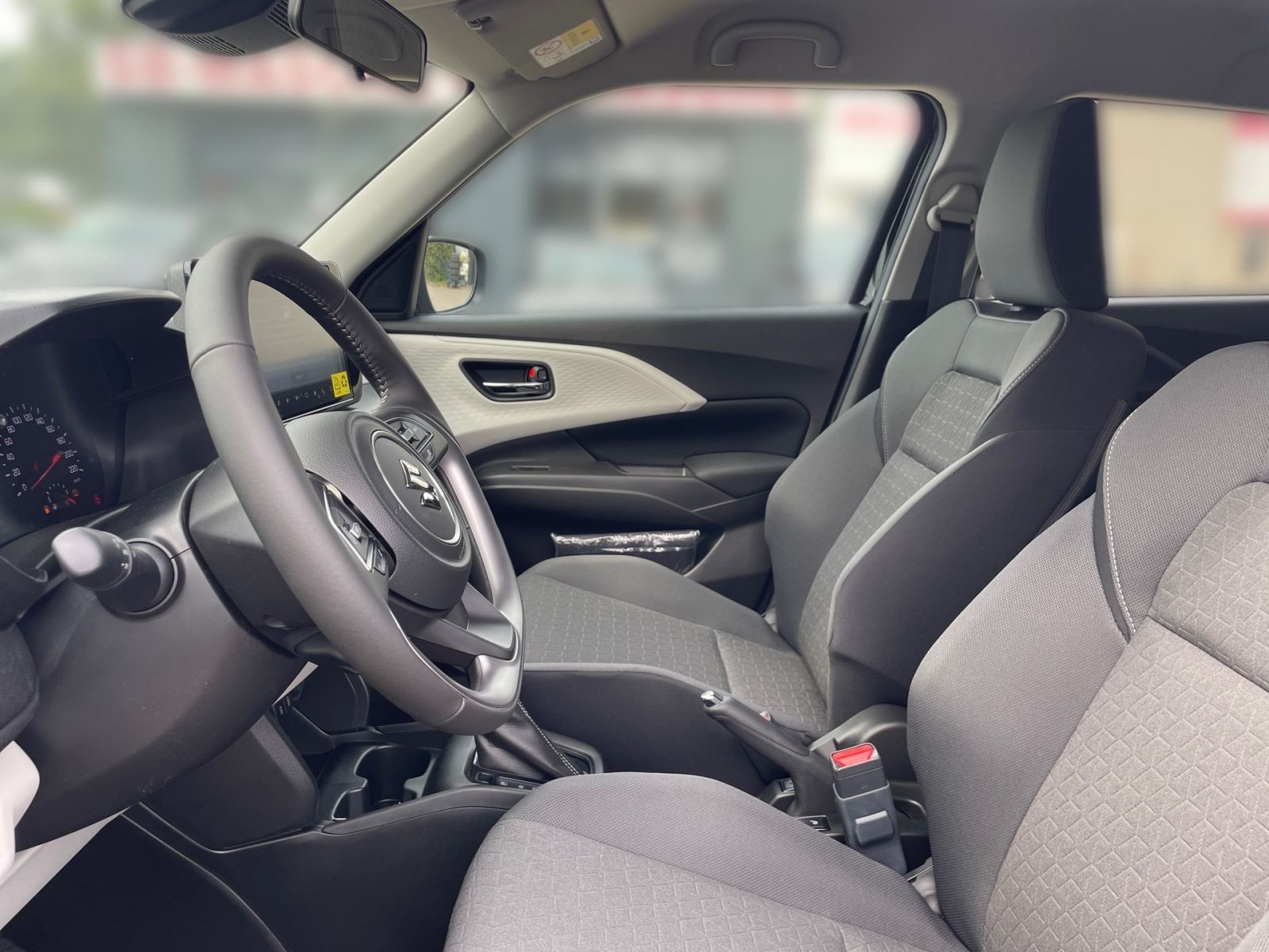 SUZUKI SWIFT COMFORT CVT HYBRID