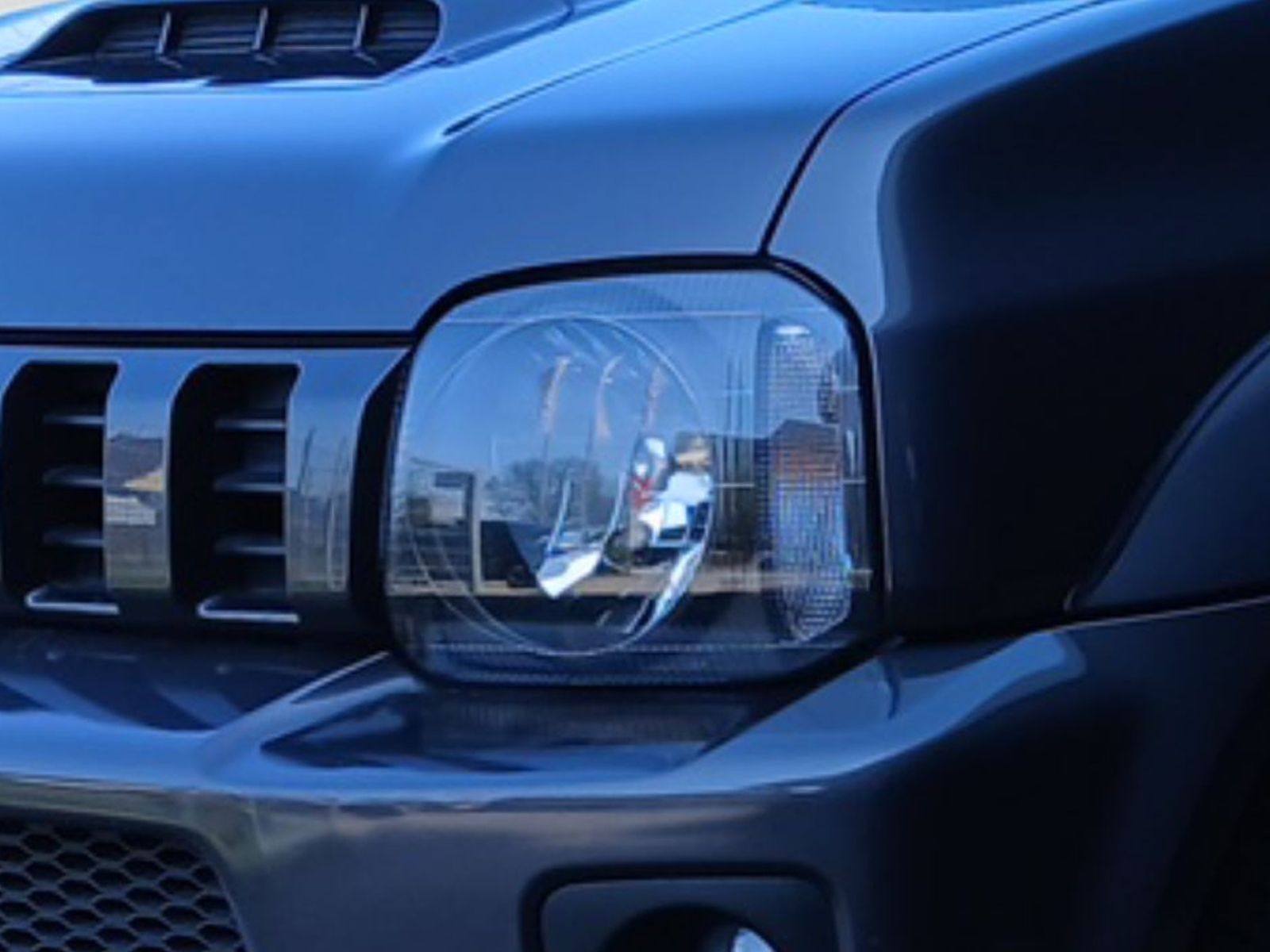 SUZUKI Jimny 1.3 4x4 Style Leder*Klima*AHK*1. Hand