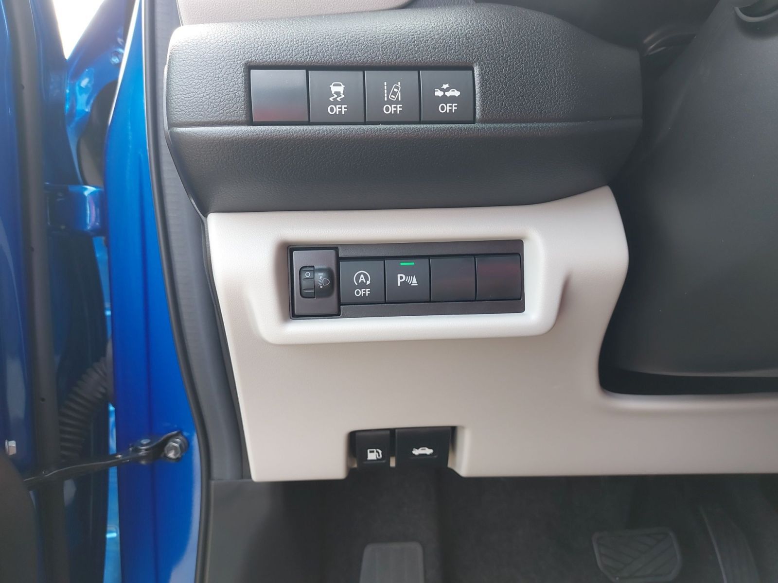 SUZUKI Swift Comfort+ CVT HYBRID NAVI CAM SHZ