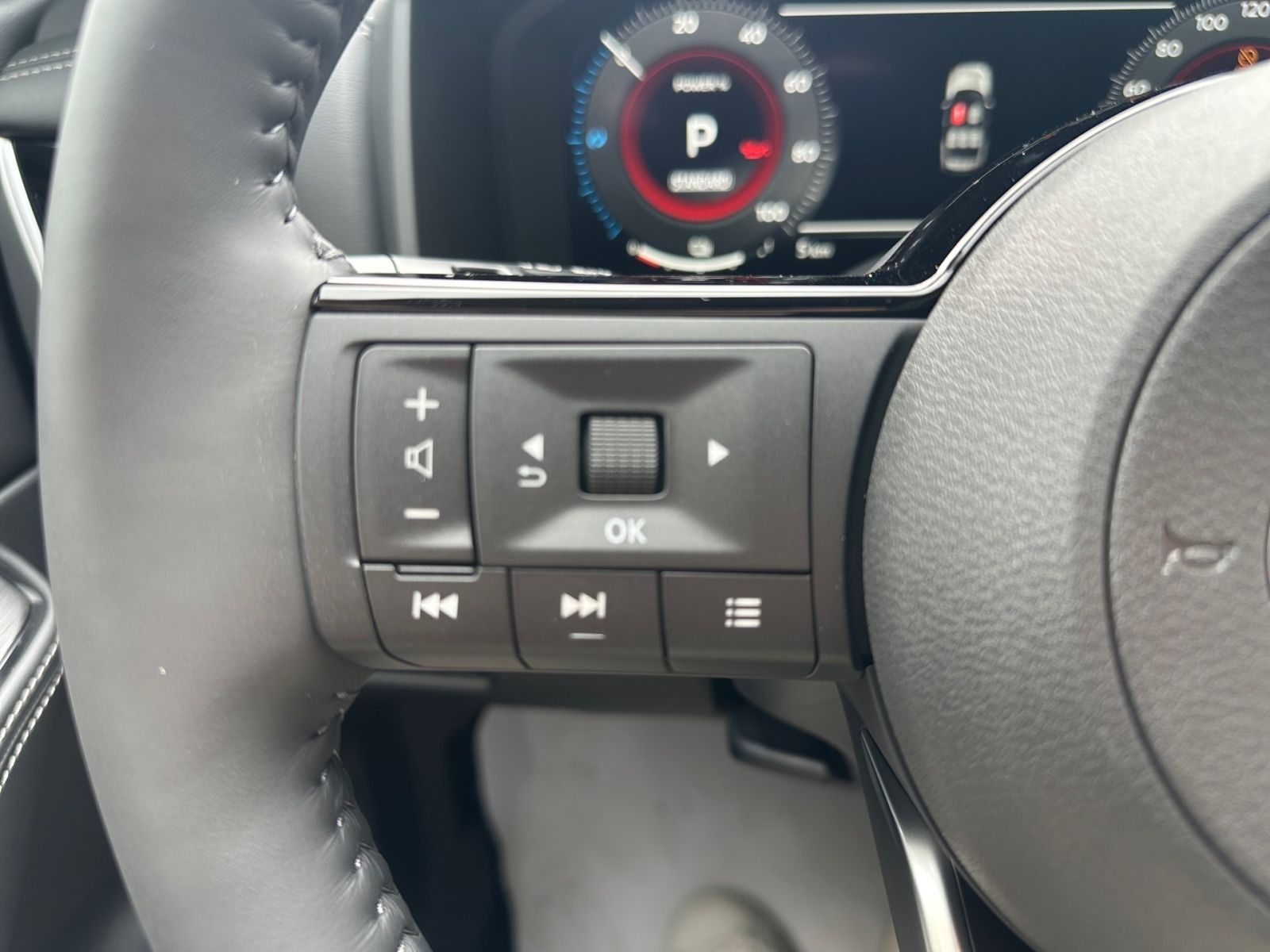 NISSAN X-TRAIL N-CONNECTA e-4ORCE 4x4 *SHZ BFS HUD AFA*