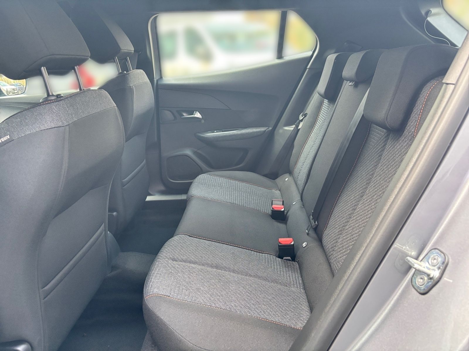 PEUGEOT 2008 Style Hybrid 145 e-DSC6 *SHZ*