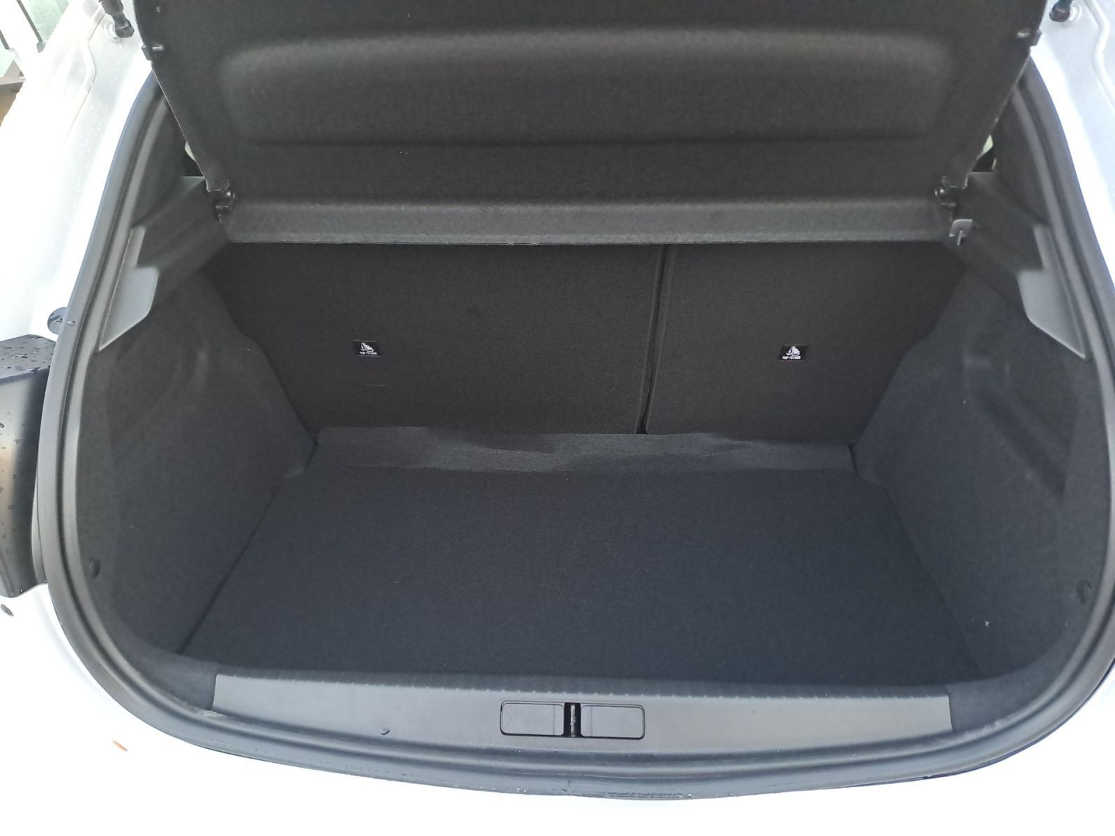 PEUGEOT 208 BUSINESS HYBRID 110 e-DSC6 KAMERA NAVI SHZ