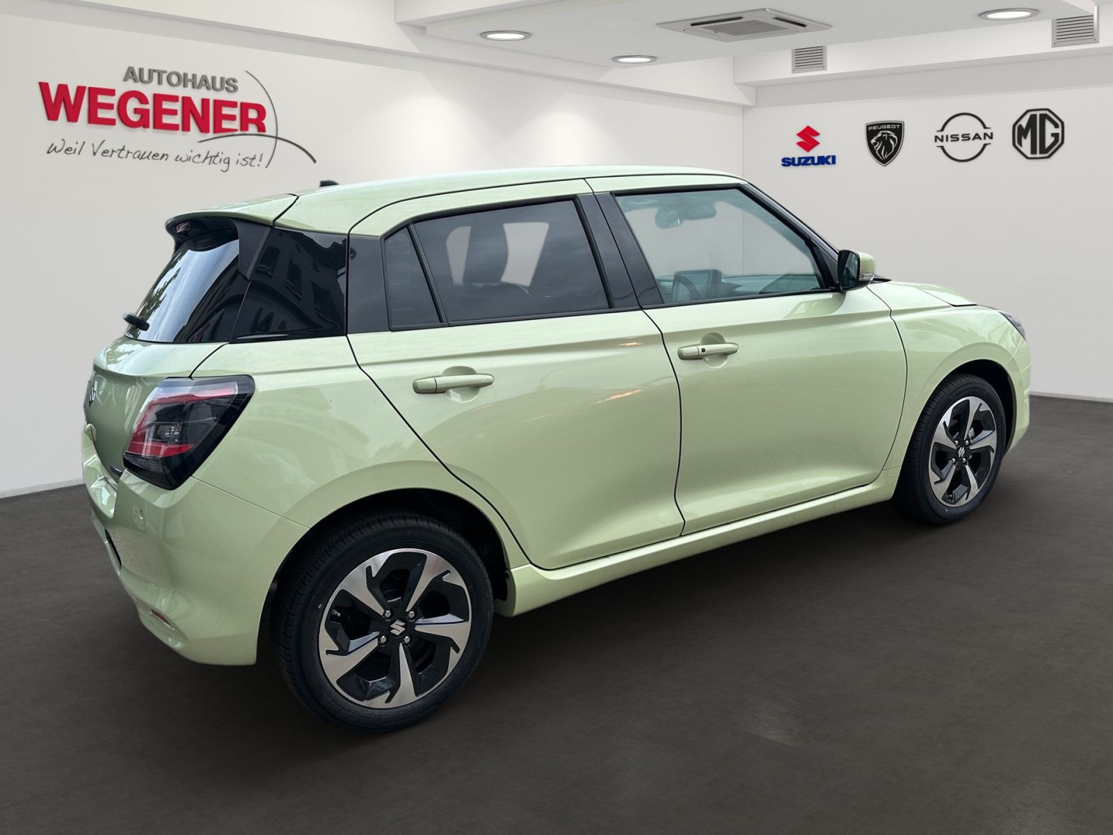 Suzuki SWIFT COMFORT+ CVT HYBRID Navi Cam SHZ
