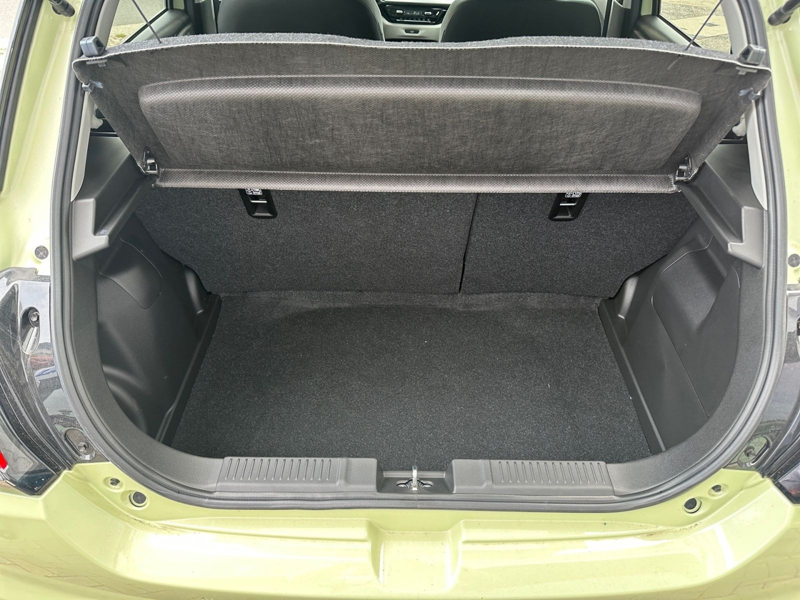 Suzuki SWIFT COMFORT+ CVT HYBRID Navi Cam SHZ