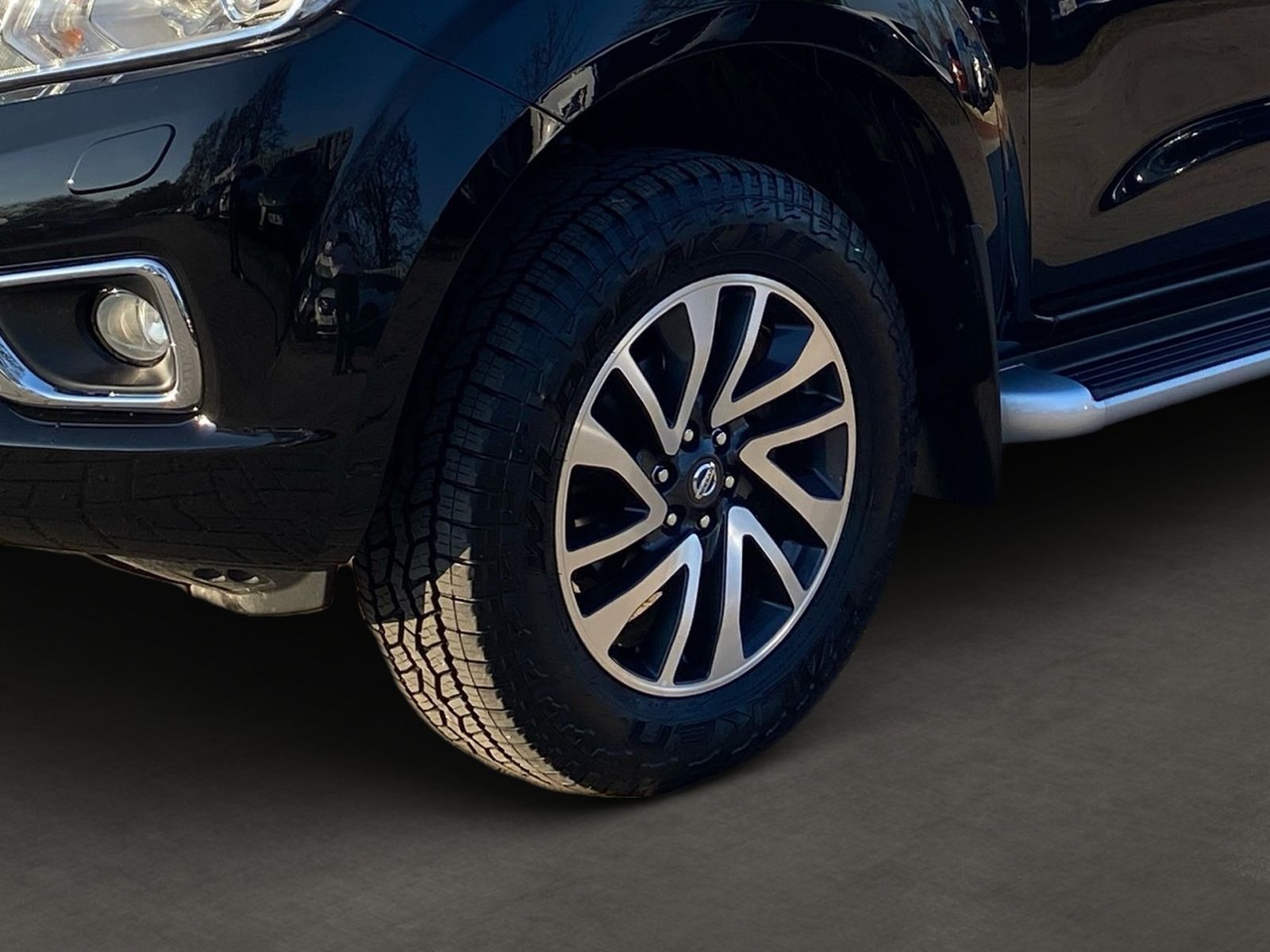 NISSAN NAVARA Tekna AT dCi 2.3 4x4- AHK, KEYLESS,CAM