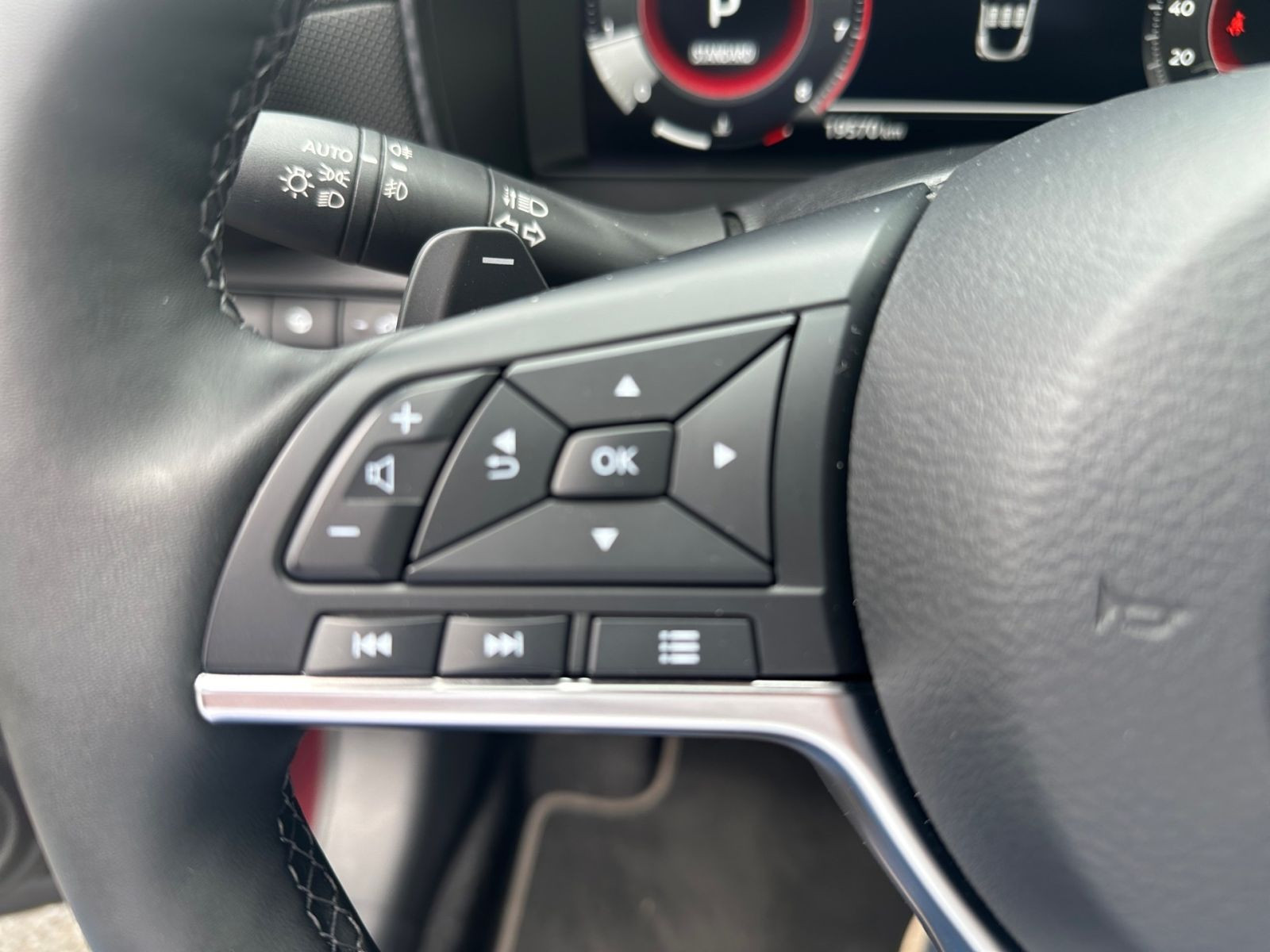 Nissan Juke N-Connecta 1.0 AT Navi Winter 360° CarPlay