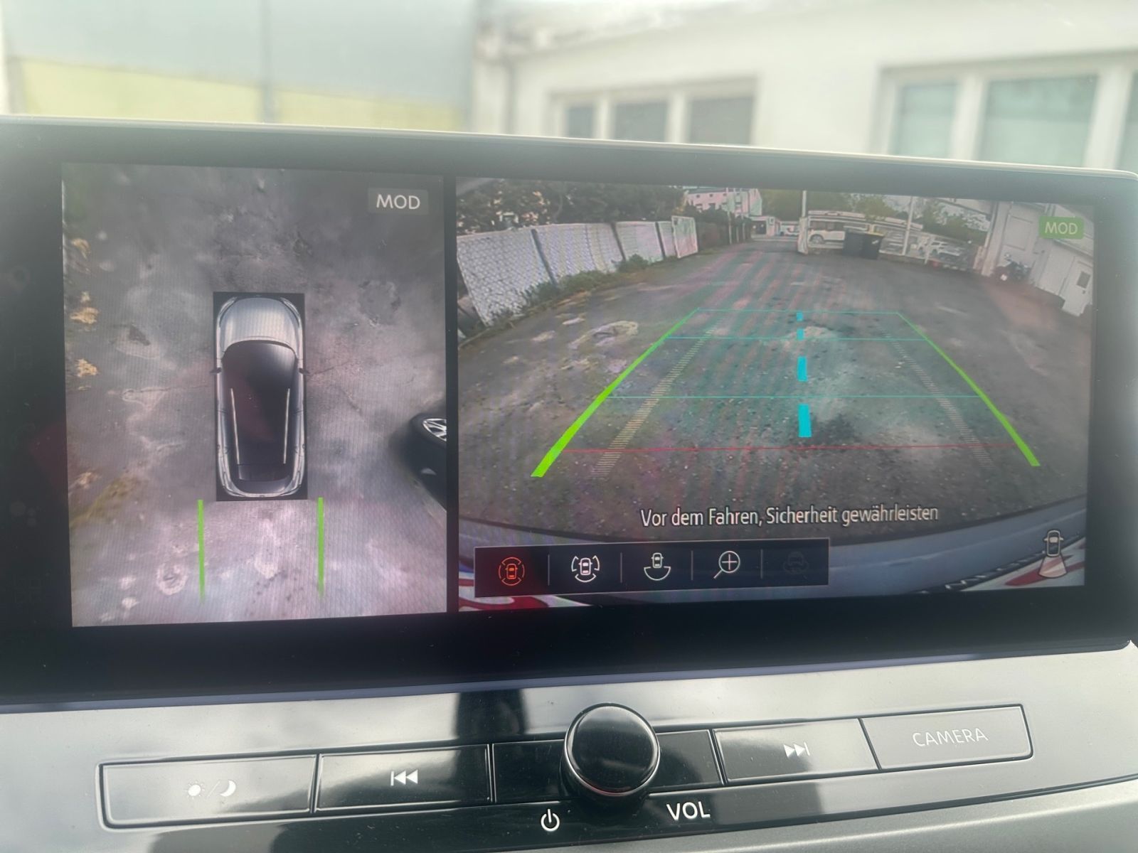 NISSAN Qashqai 1.3 DIG-T N-Connecta HeadUp*Navi*360°CAM