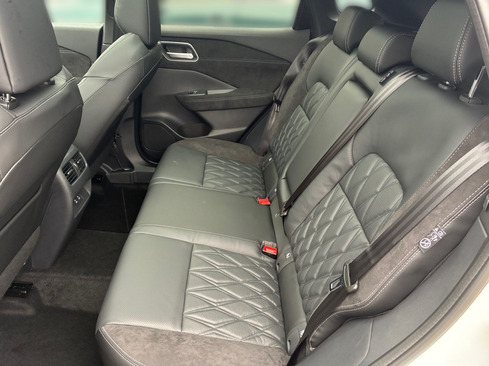 Nissan Qashqai 1.3 DIG-T MHEV Tekna+ Leder*Navi*Kamera