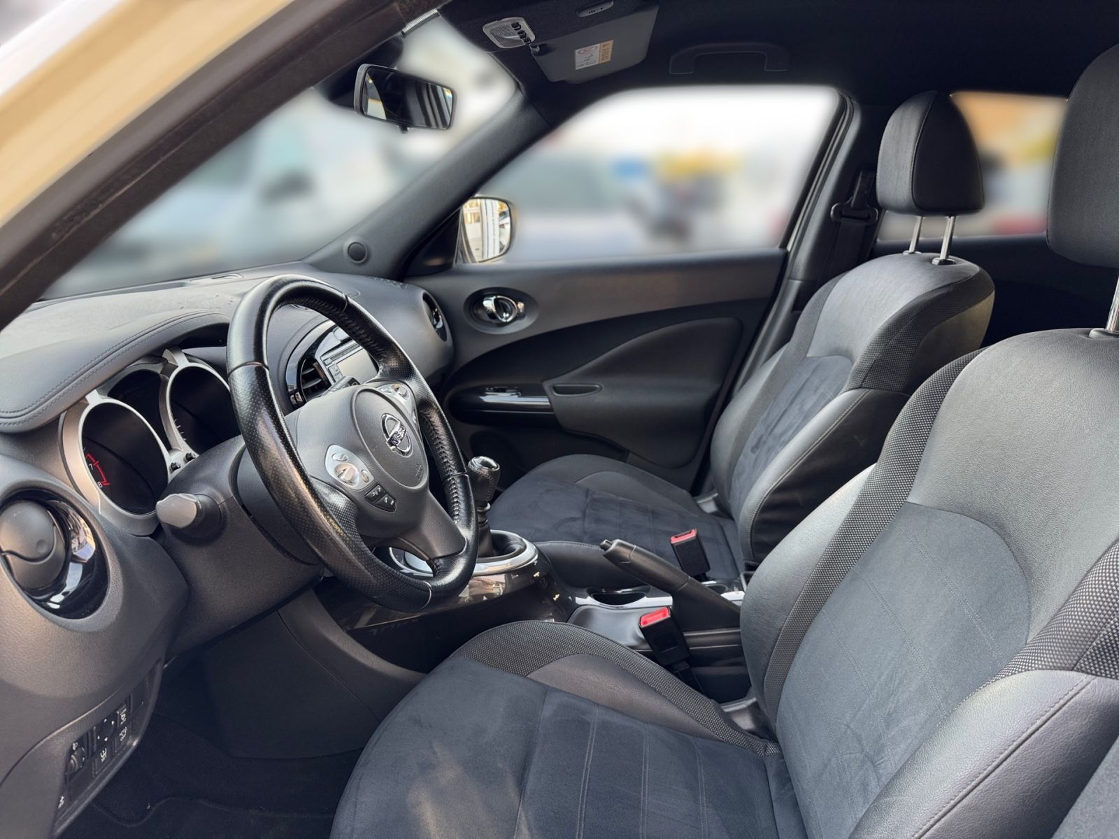 NISSAN JUKE N-CONNECTA  1.2 MT  KAMERA  NAVI ALLWETTER