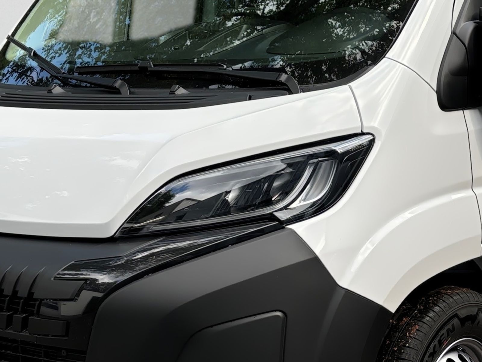 PEUGEOT Boxer Kastenwagen 335 L2H2 BlueHDi 140 EAT8