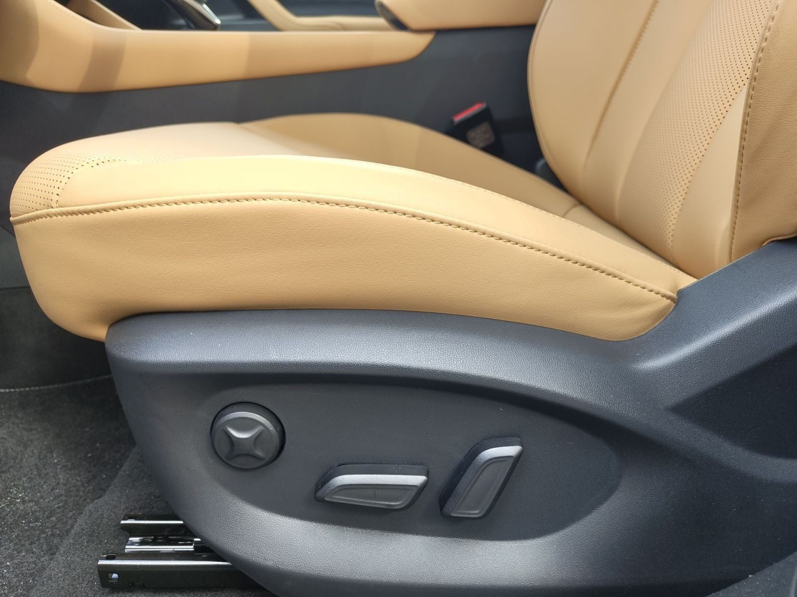 MG MG HS PHEV Luxury MY25.5