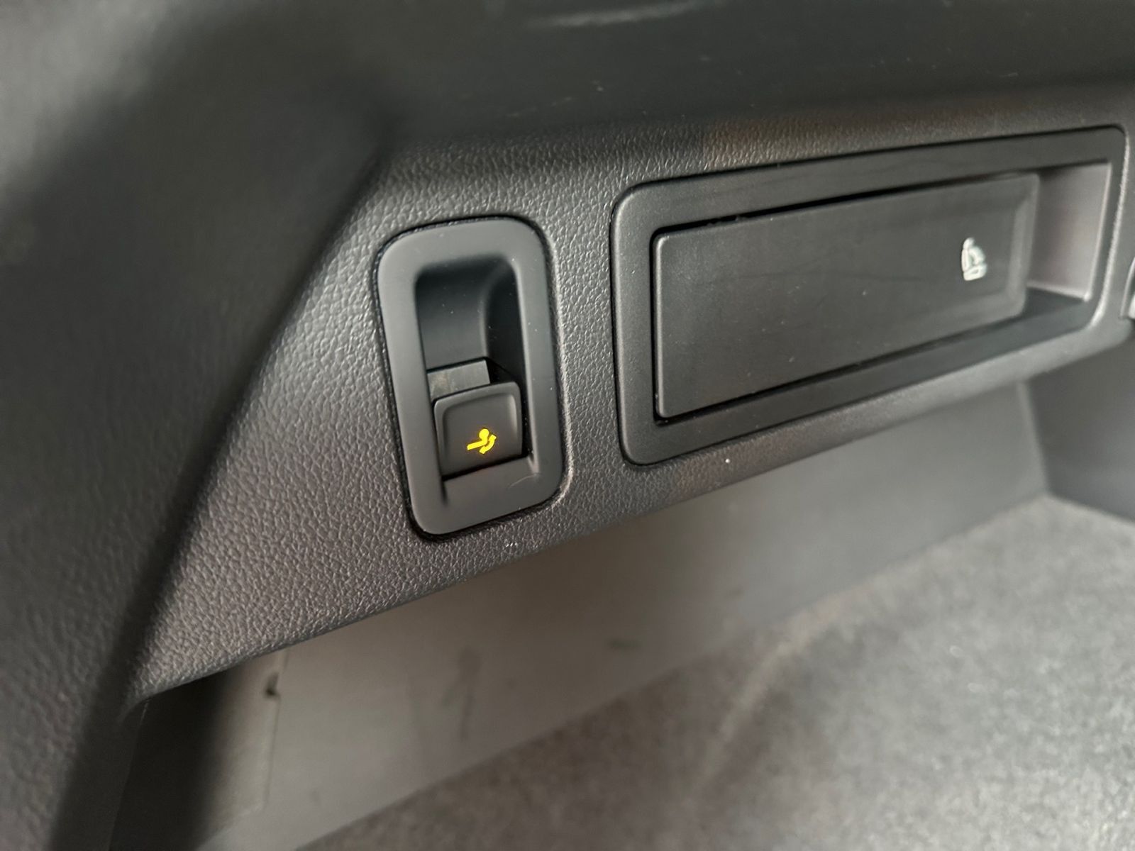 VW Tiguan 1.4 TSI DSG Comfortline 360° NAVI SHZ AHK