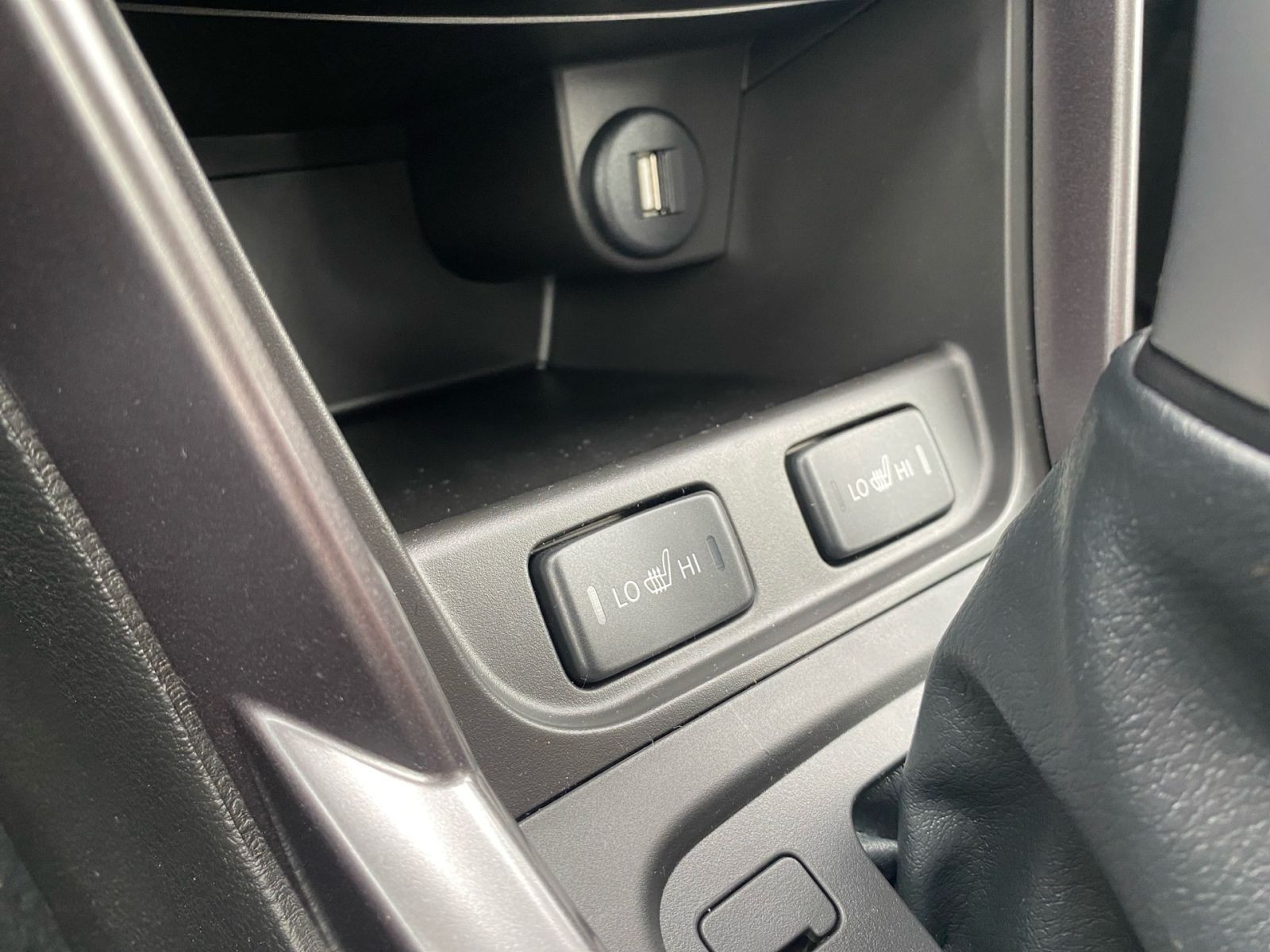 Suzuki S-CROSS 1.4 COMFORT 6AT/ KAMERA/ NAVI/ SHZ
