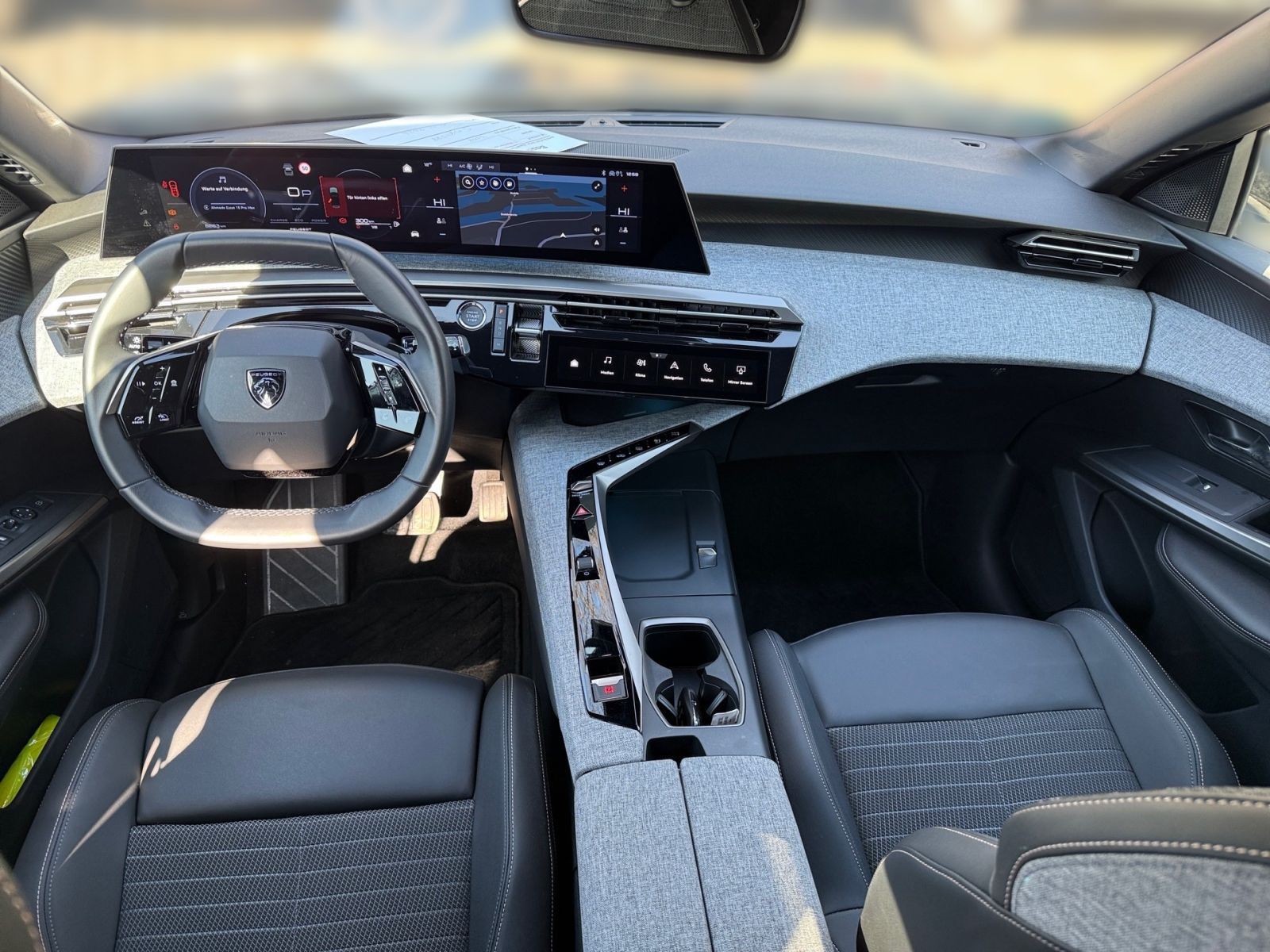 PEUGEOT 3008 Allure HYBRID 136 e-DSC6 *KAMERA*NAVI*SHZ*