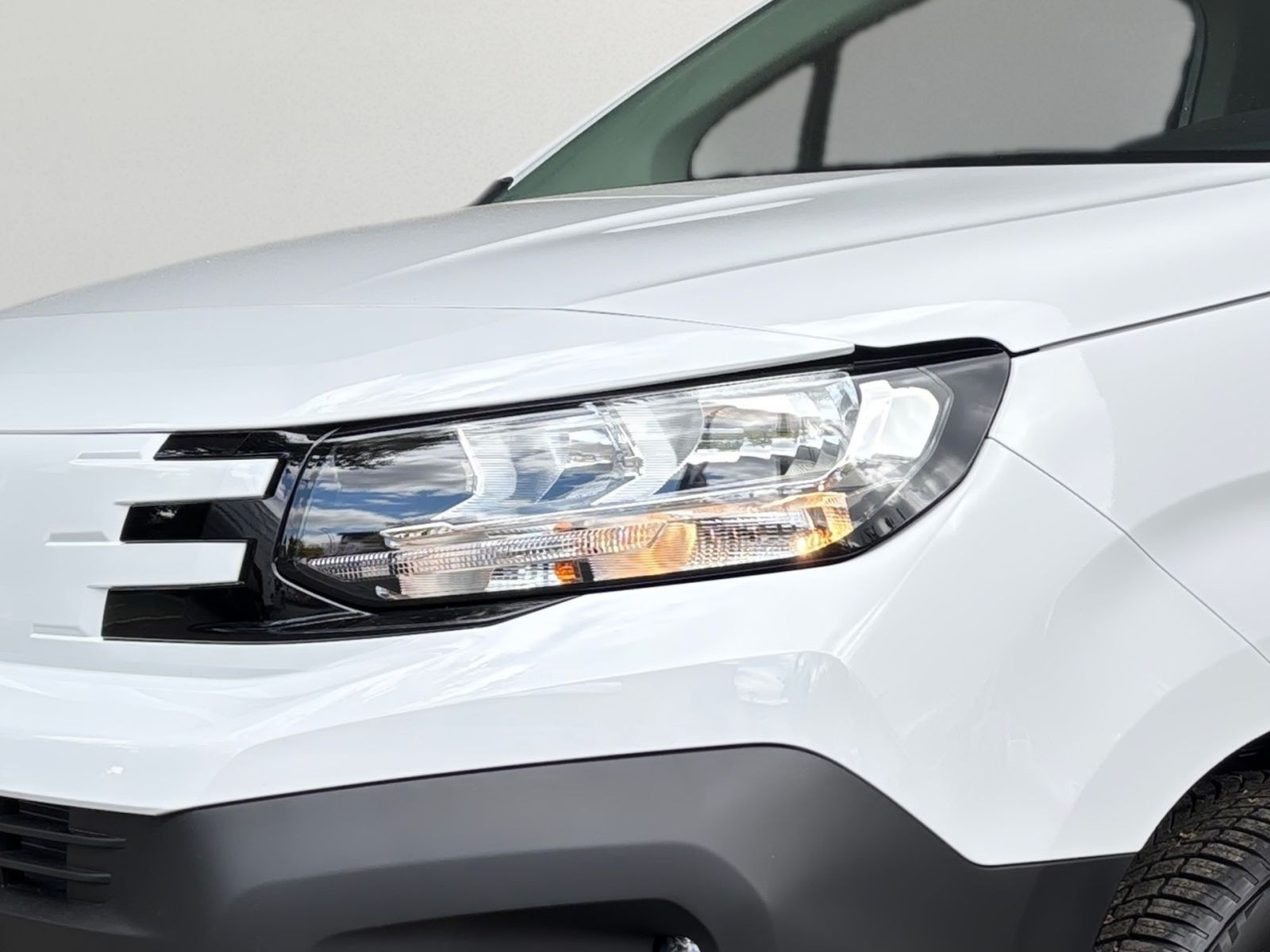 Peugeot Partner L1 100 BlueHDi *Kamera*Holzboden