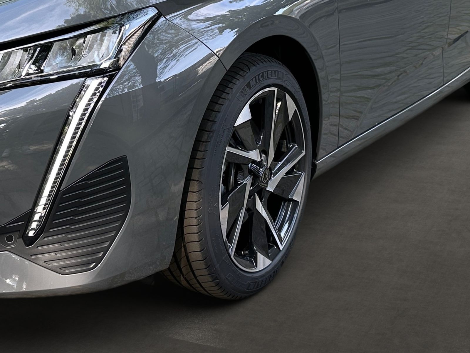 Peugeot 308 SW Allure Hybrid 136 e-DSC6 *Kamera*SHZ*