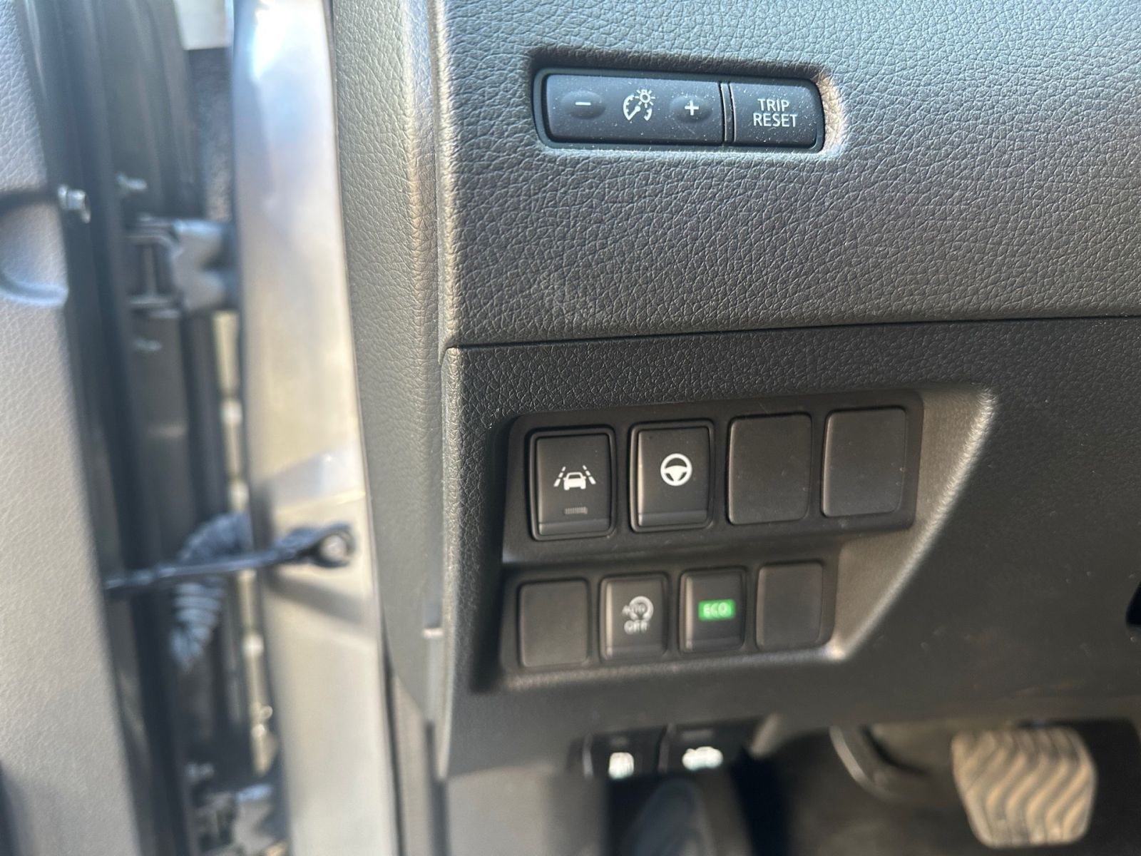 Nissan Qashqai 1.3 AT DIG-T Tekna 360°*PANO*NAVI*Bluet.