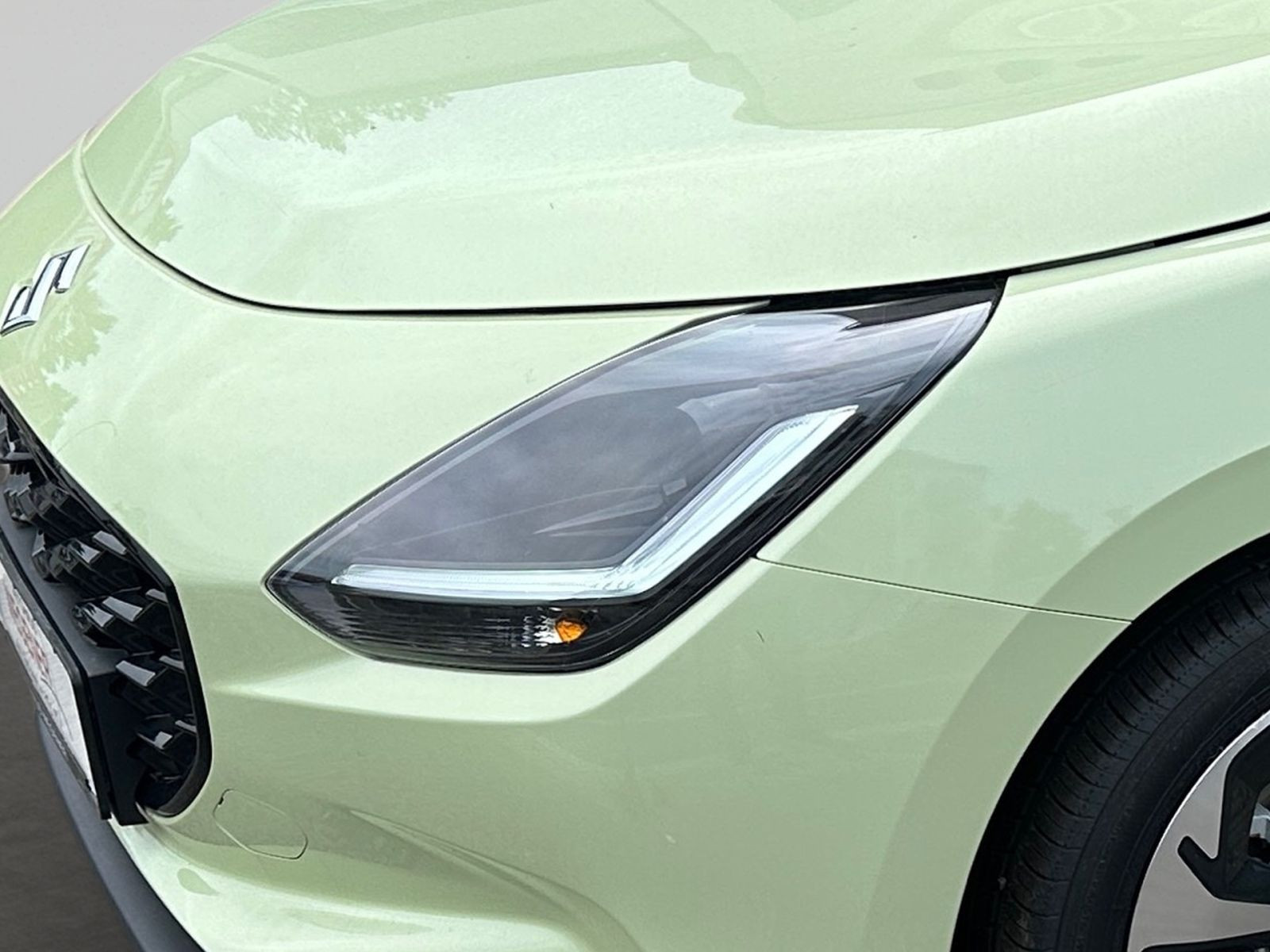 Suzuki SWIFT COMFORT+ CVT HYBRID Navi Cam SHZ